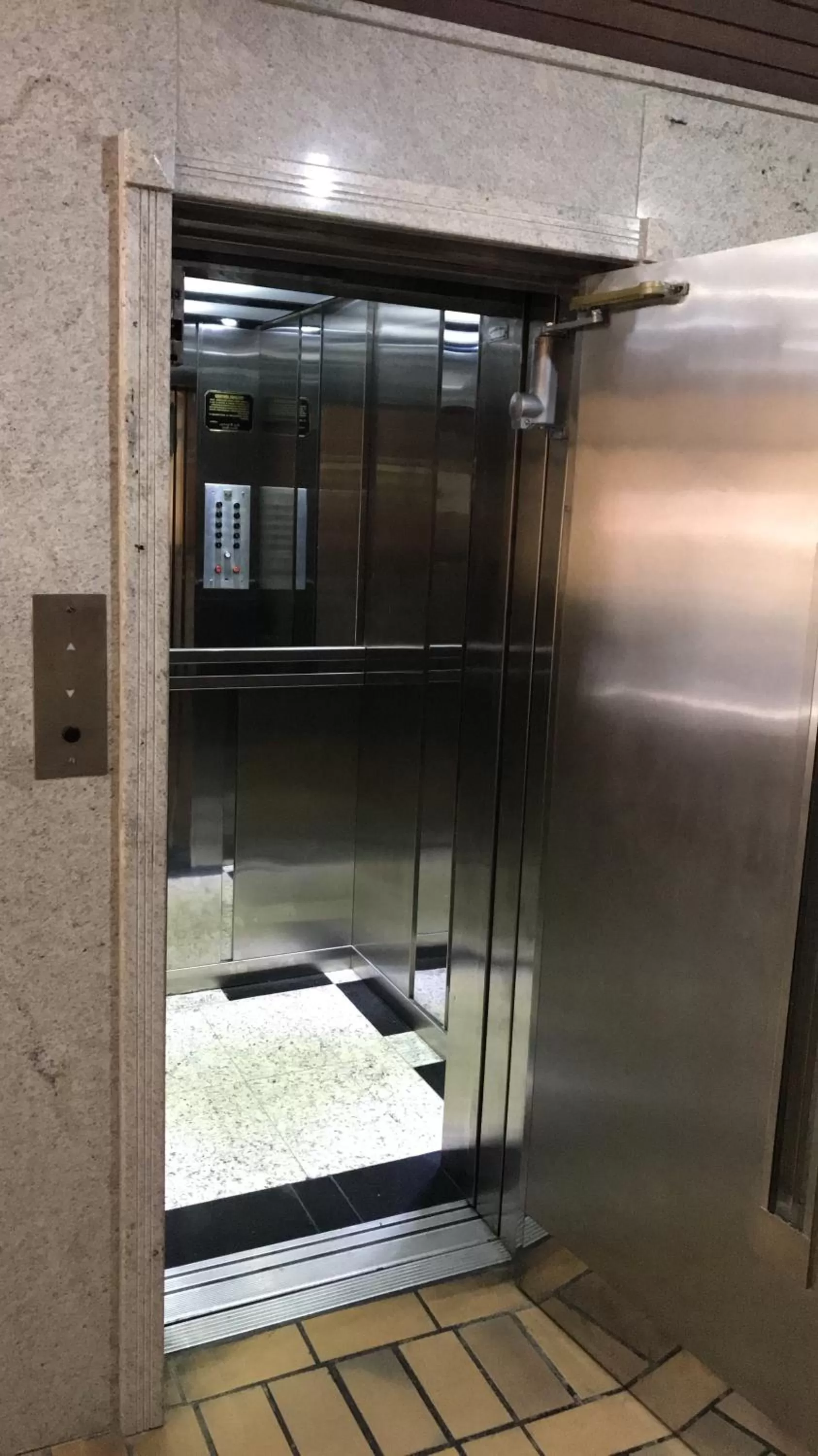 Property building in San Francisco Plazza Hotel