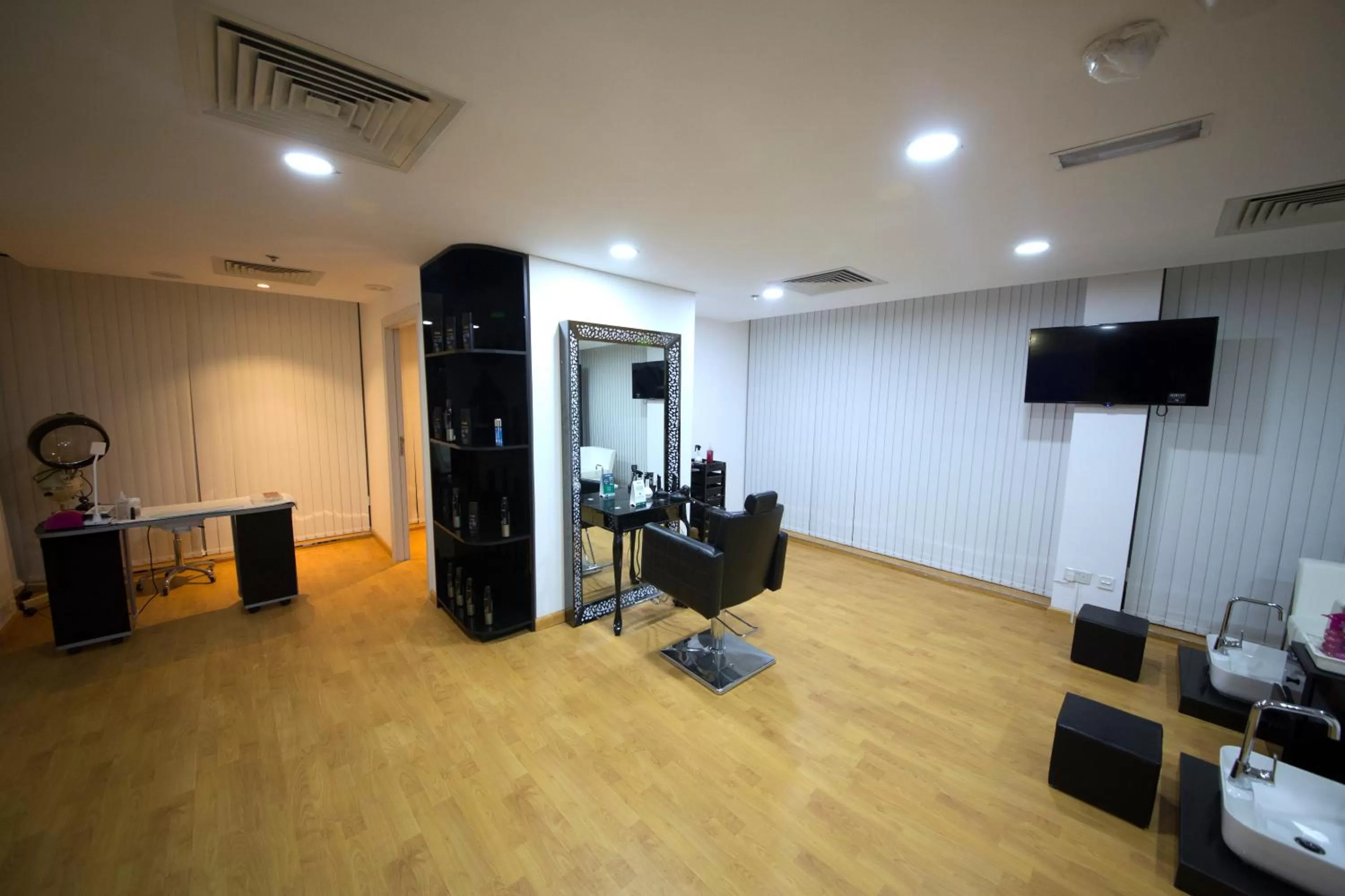 Spa and wellness centre/facilities in Best Western Plus Pearl Creek