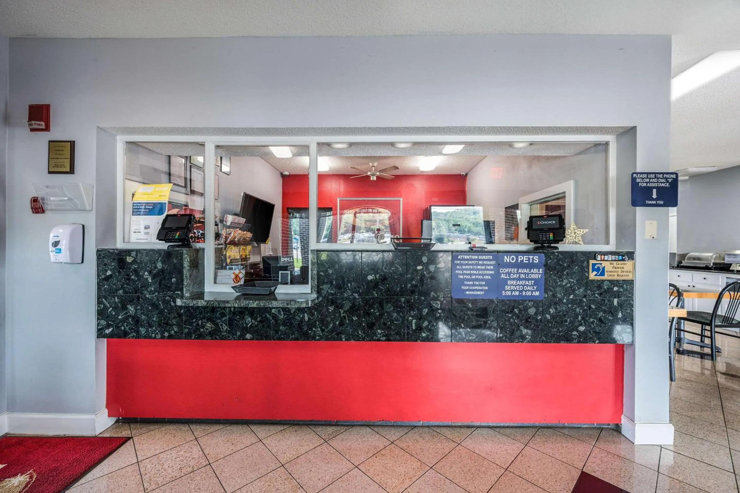 Lobby or reception in Econo Lodge Inn & Suites Huntsville University Area