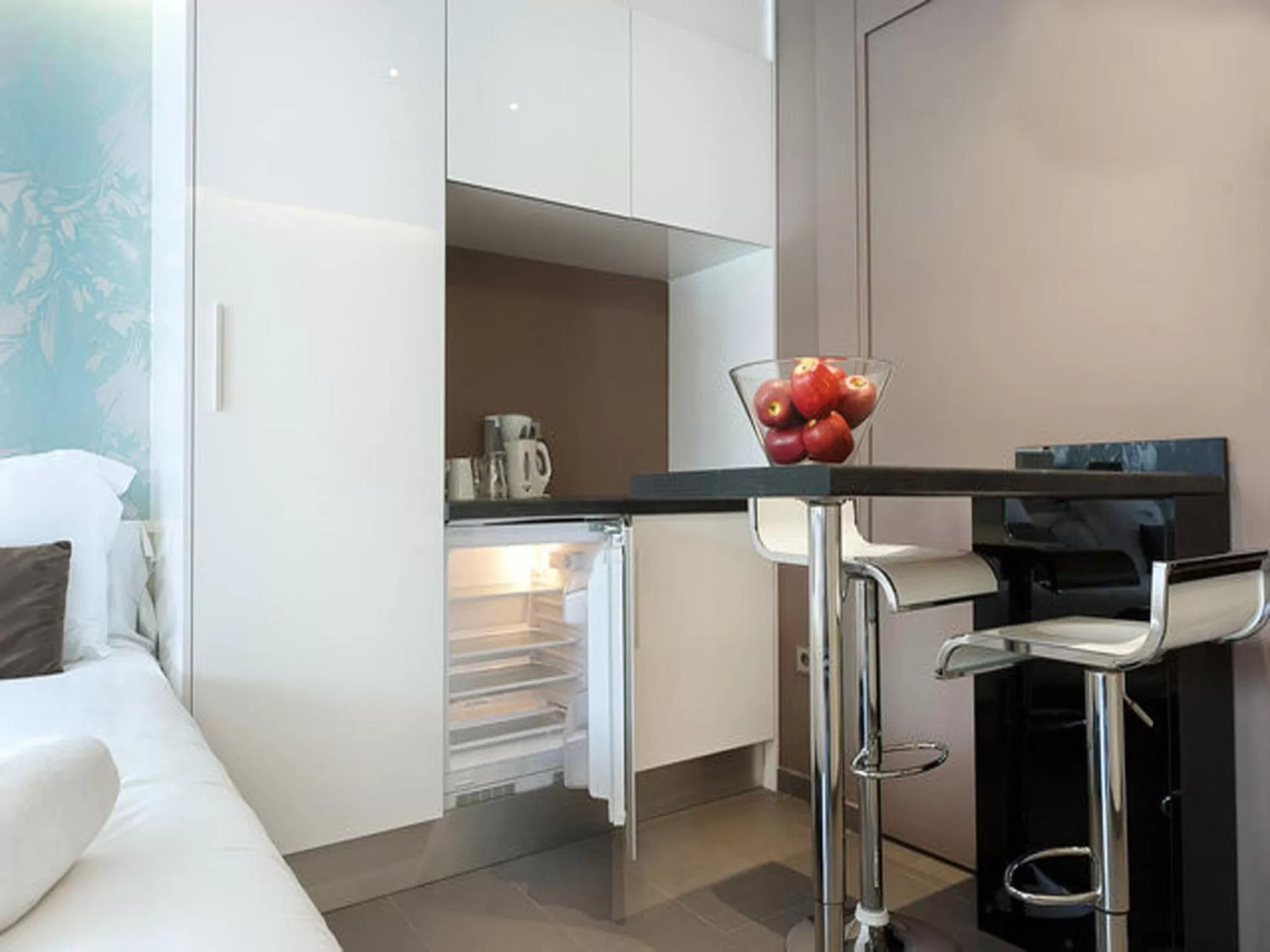 Bed in Barcelona Fifteen central Aparthotel