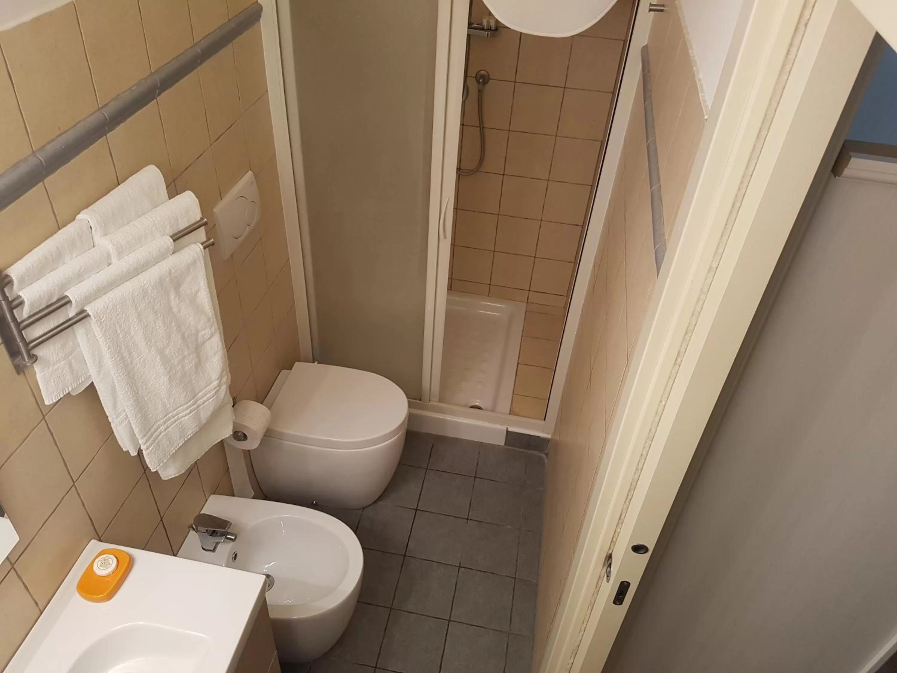 Shower in Iblea Paradise