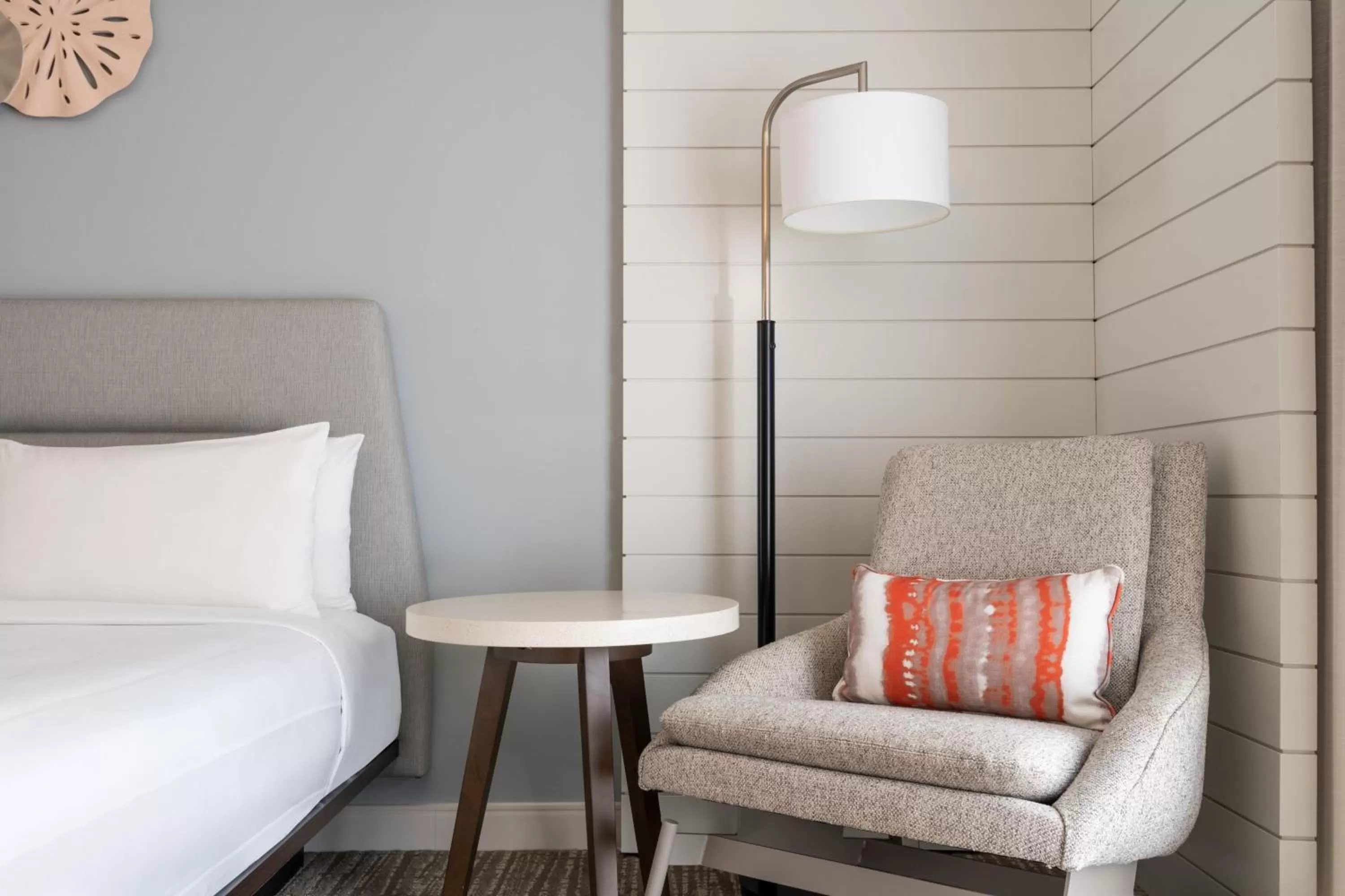 Bedroom, Bed in Waikiki Beach Marriott Resort & Spa