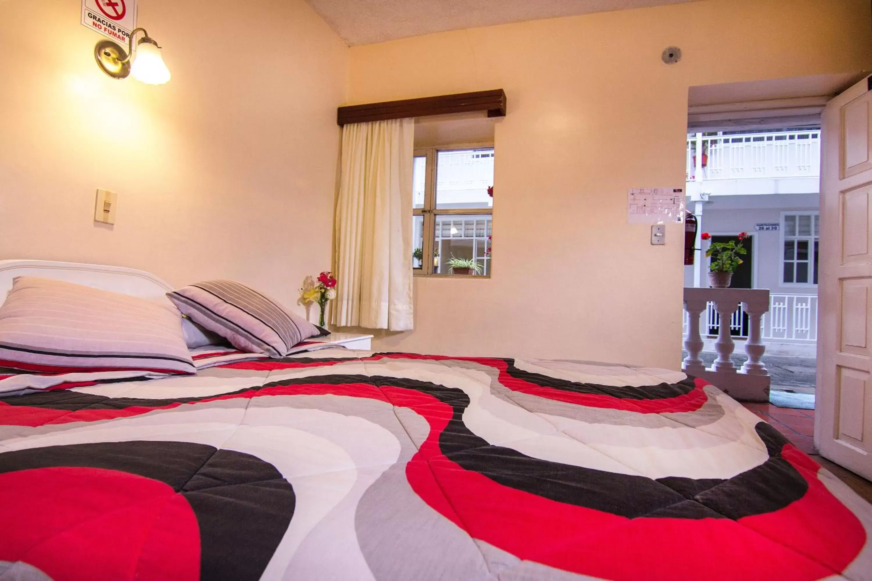 Superior Twin Room in Hotel Europa Superior Twin Room in Hotel Europa