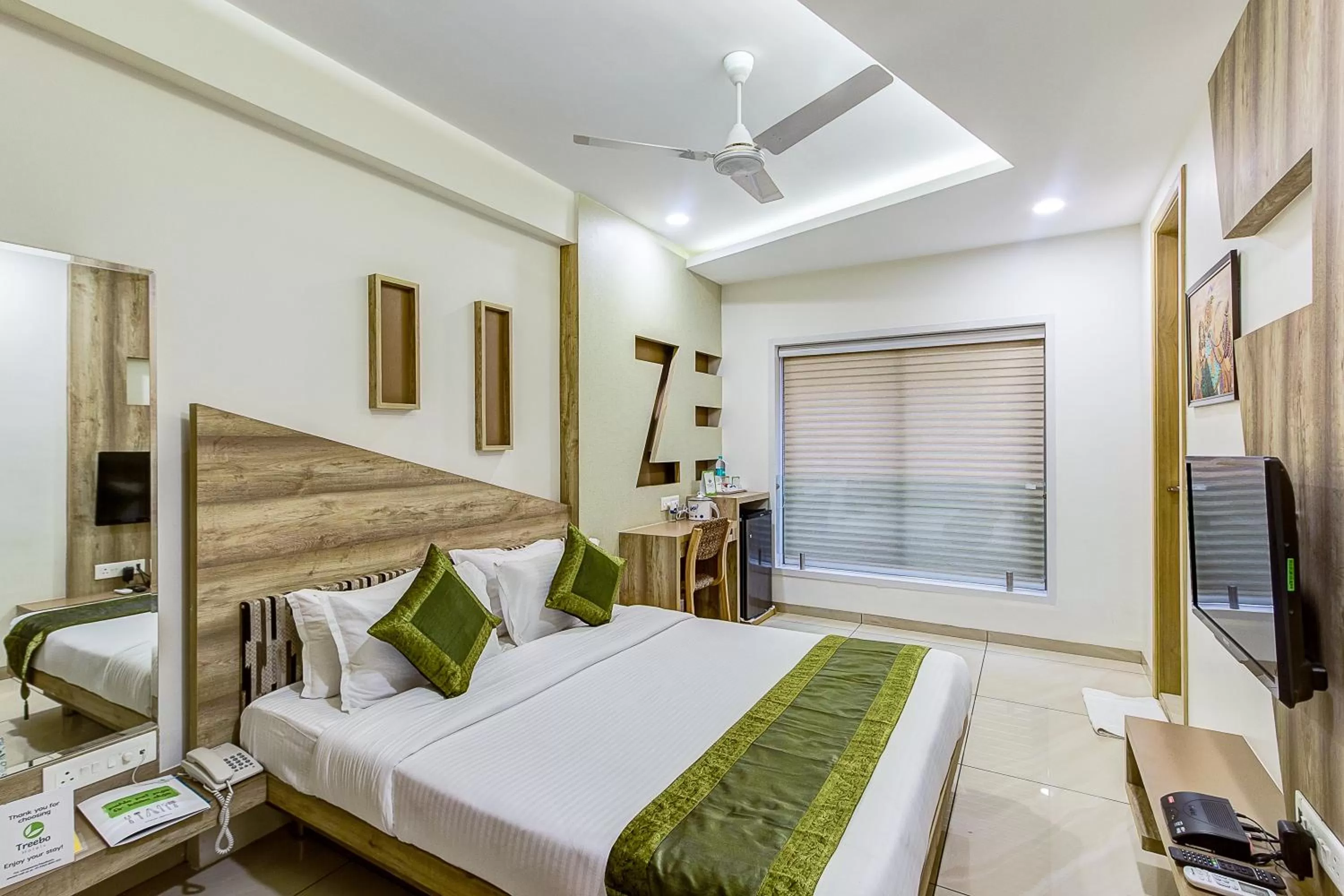 TV and multimedia, Bed in Treebo Daksh Residency