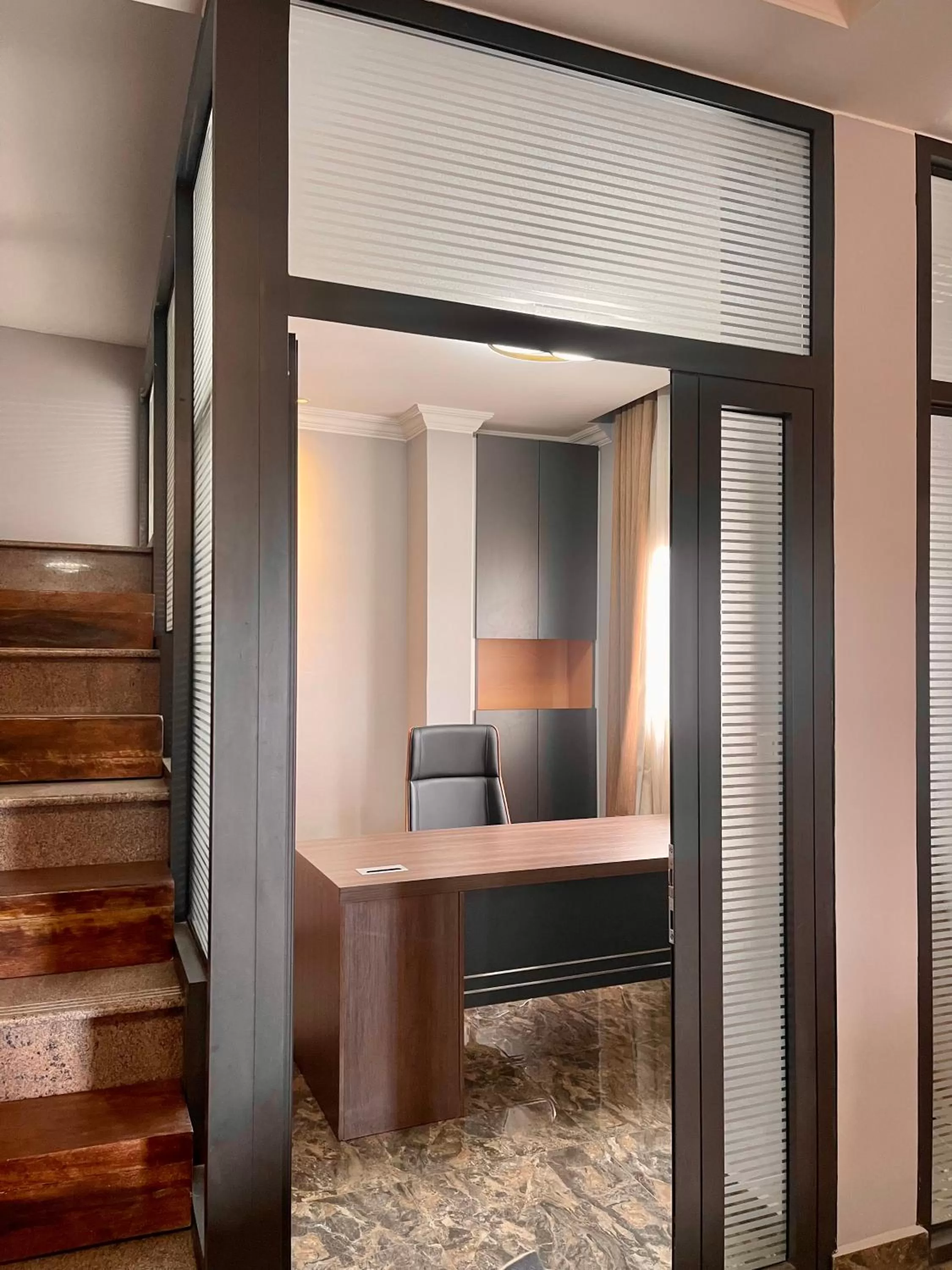 Living room, Bathroom in MERCURE HOTEL