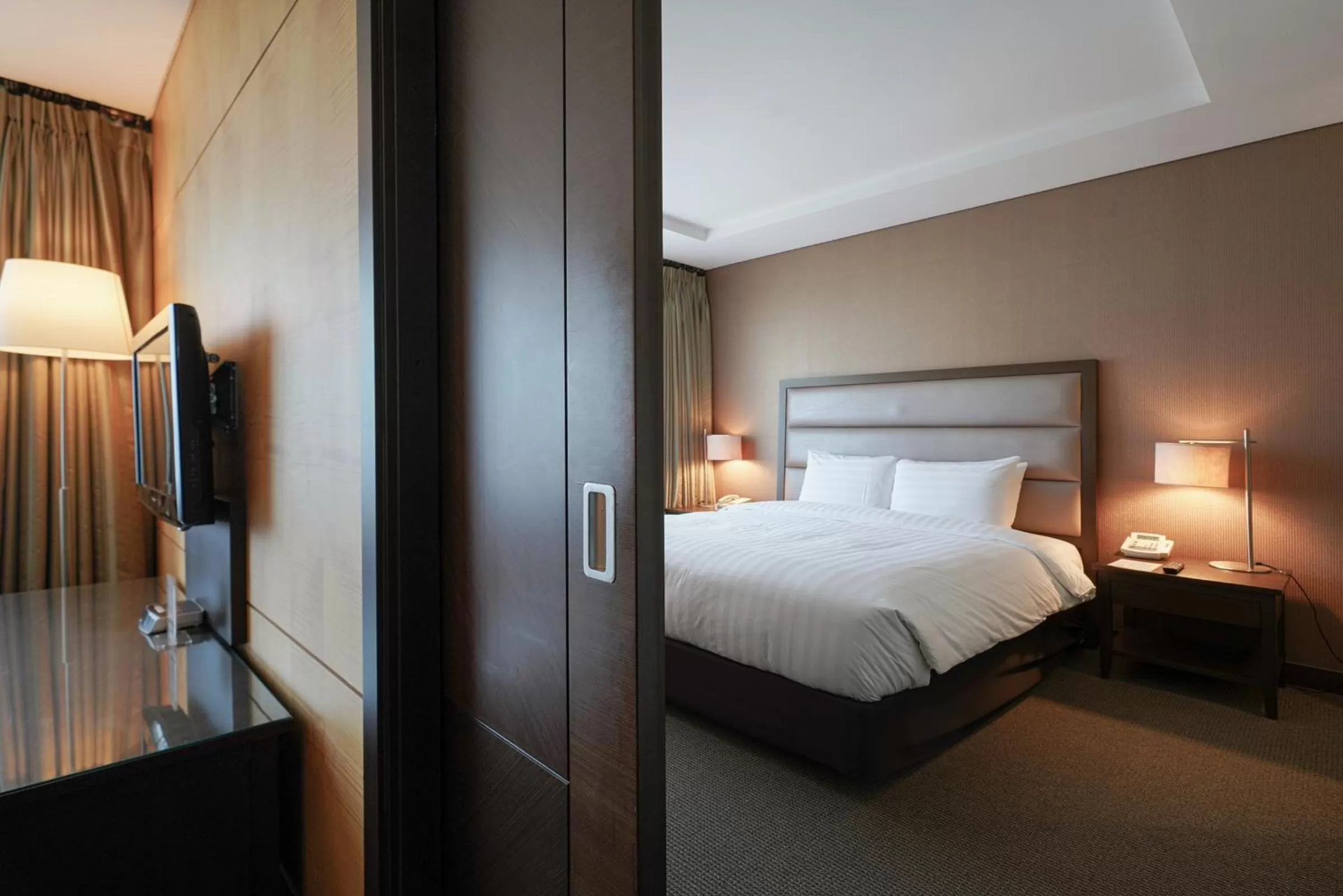 Bedroom, Bed in Best Western Premier Gangnam Hotel