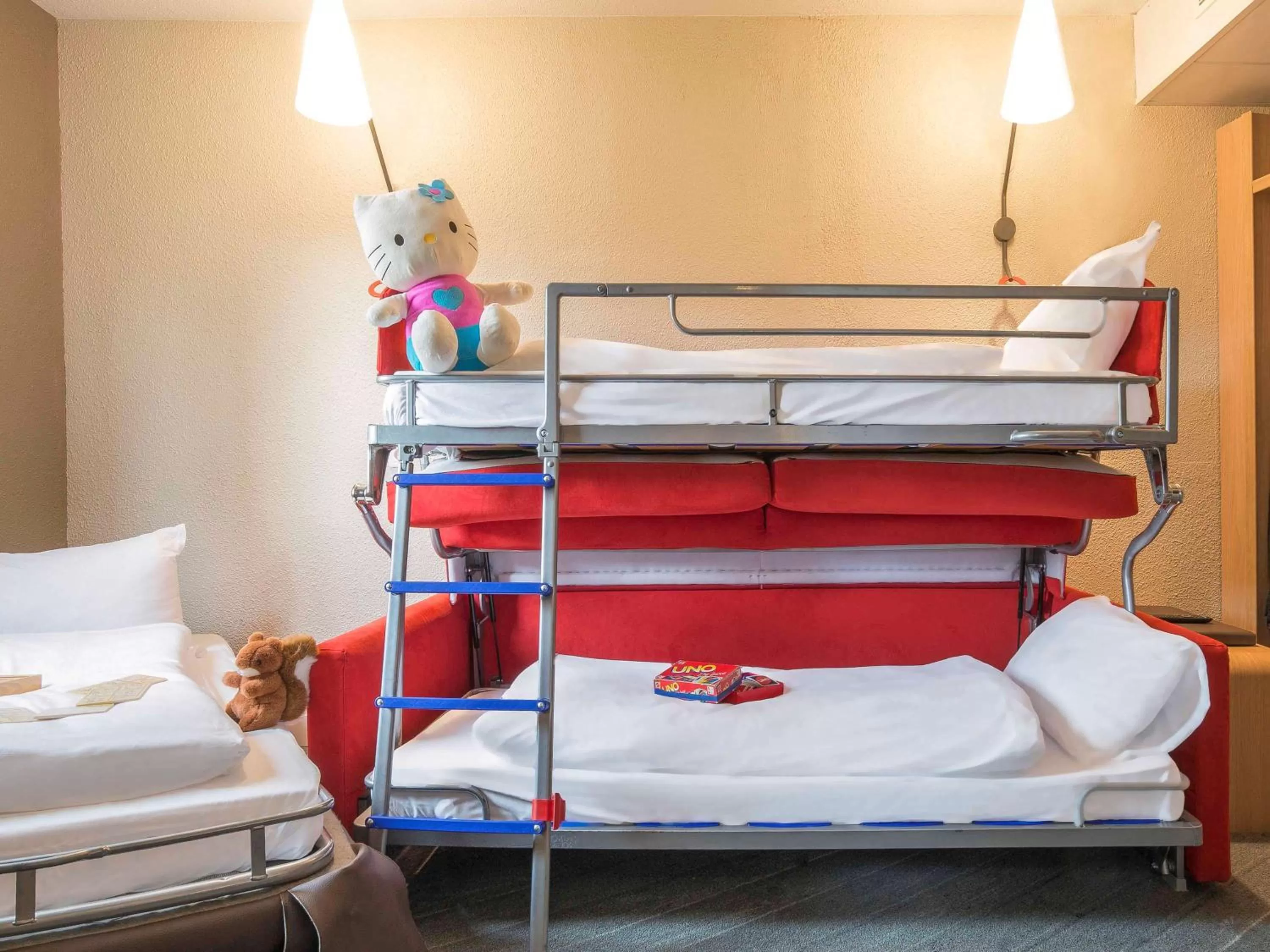 Photo of the whole room, Bed in Hotel ibis Narbonne