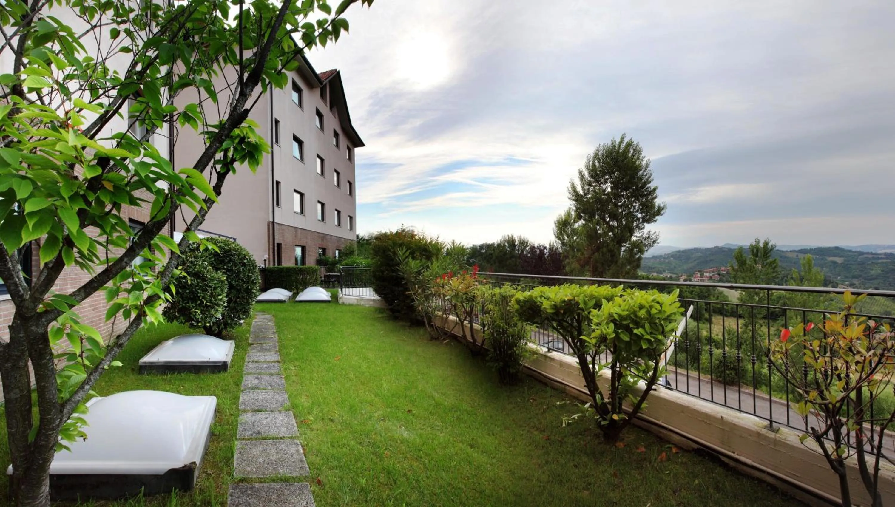 Property building in Hotel Mamiani & Relaxing Spa Urbino