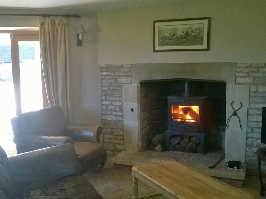 Living room in Battens Farm Cottages B&B