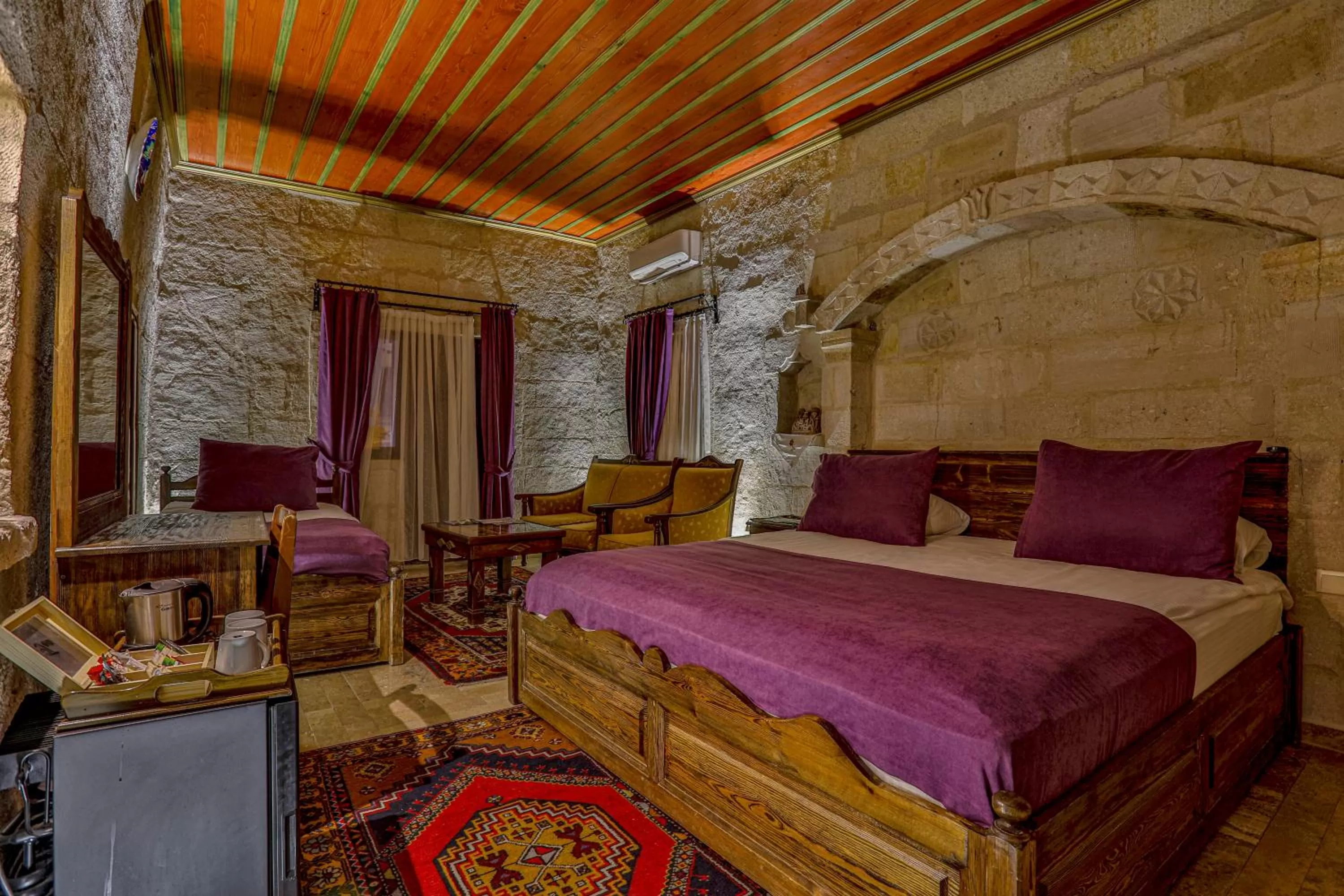 Bed in Hidden Cave Hotel