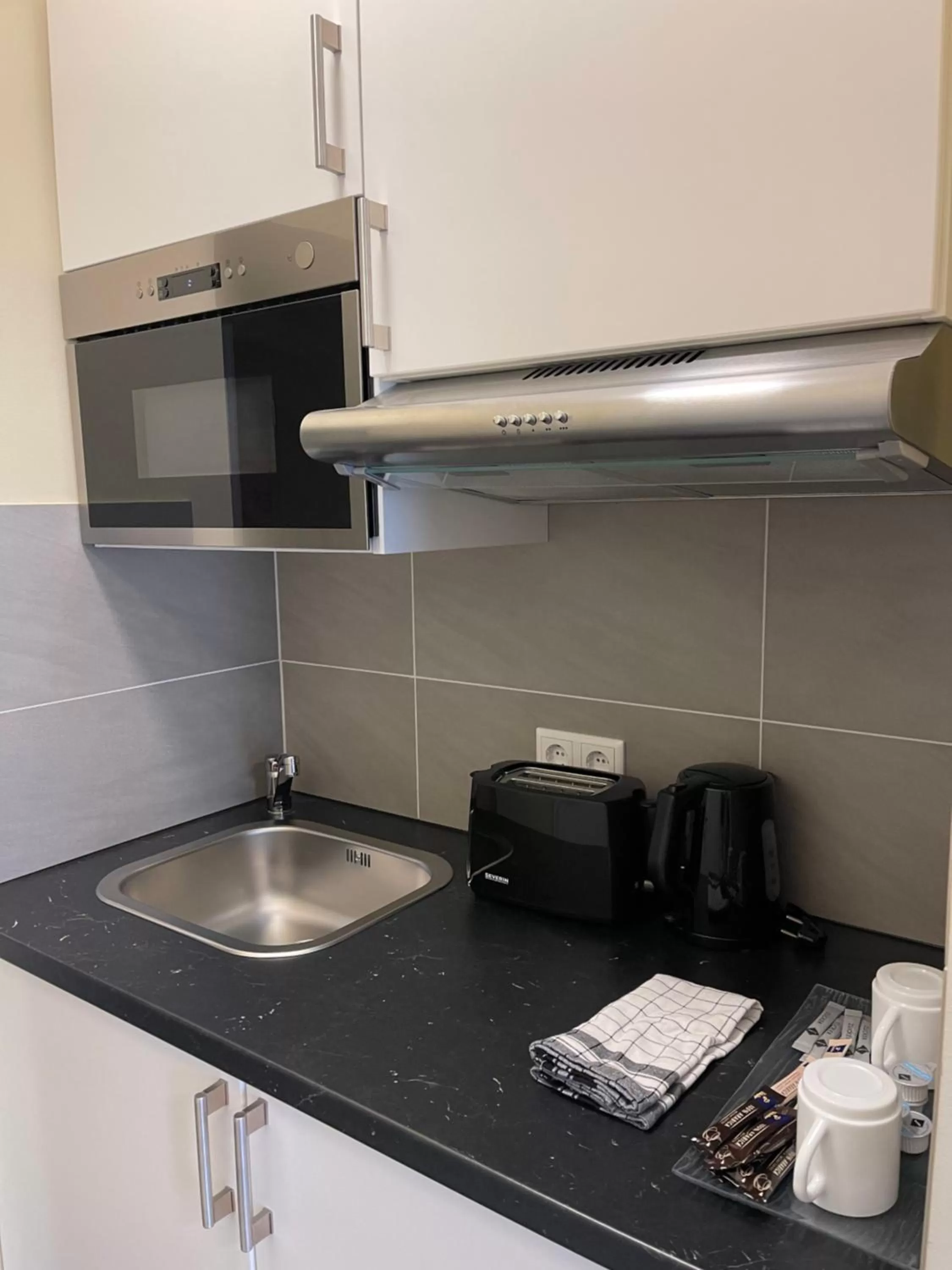 Coffee/tea facilities in Palm Premium Hotel & Apartments