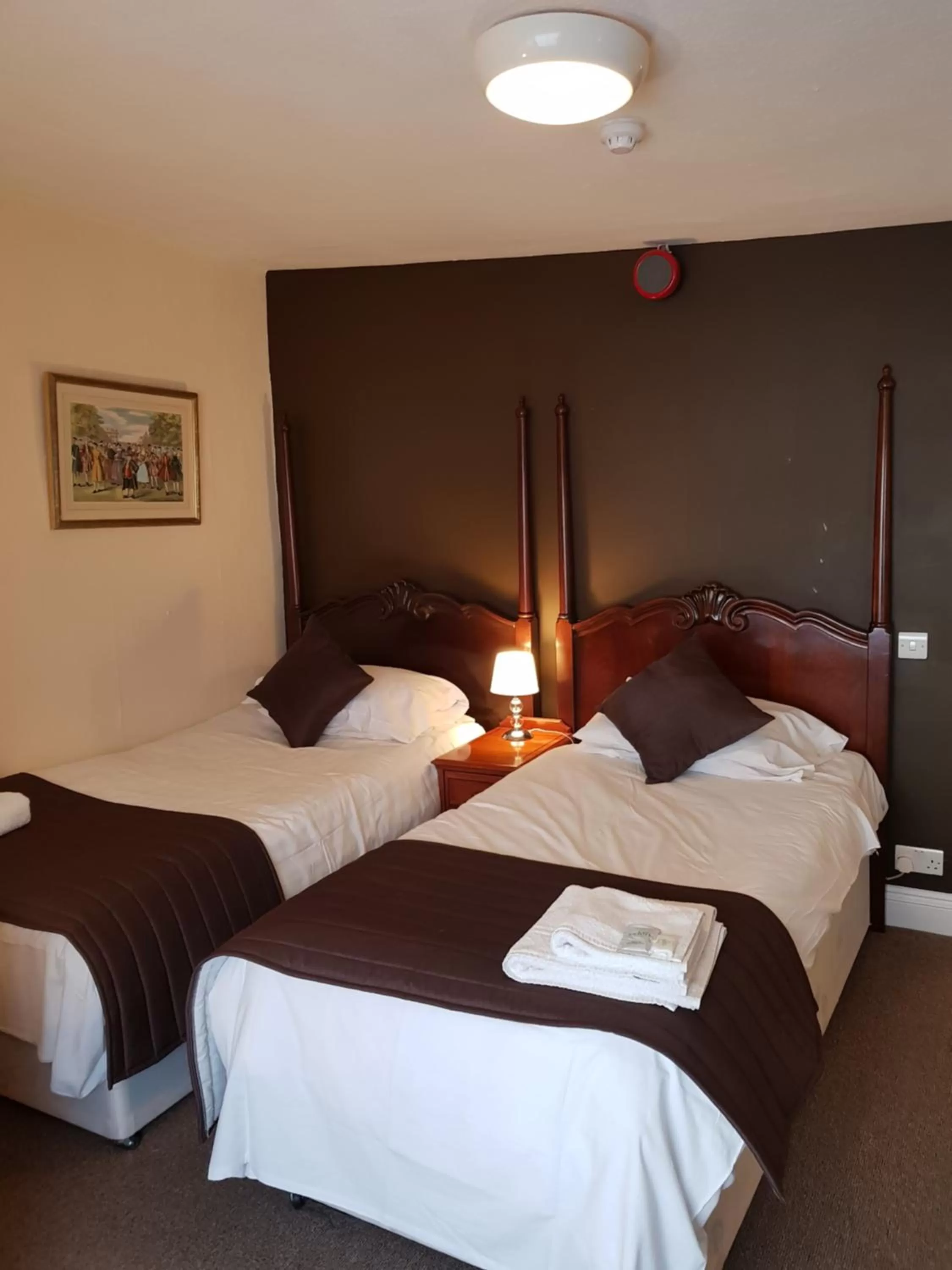 Bed in Old George Hotel