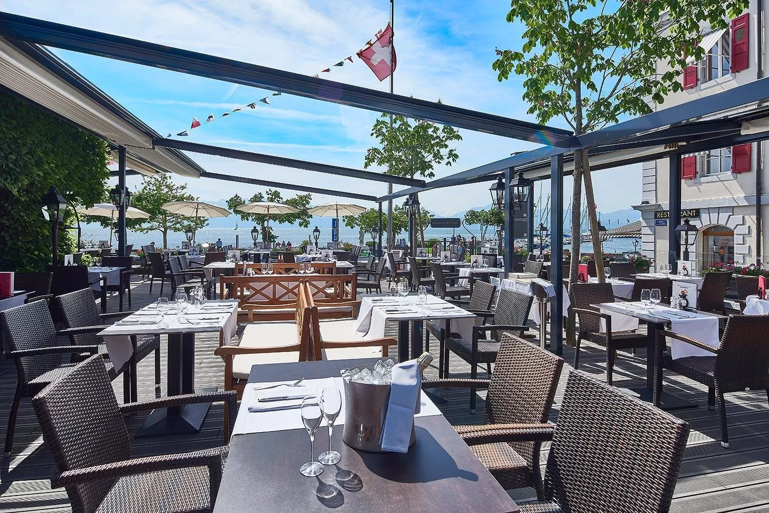 Restaurant/places to eat in Romantik Hotel Mont Blanc au Lac