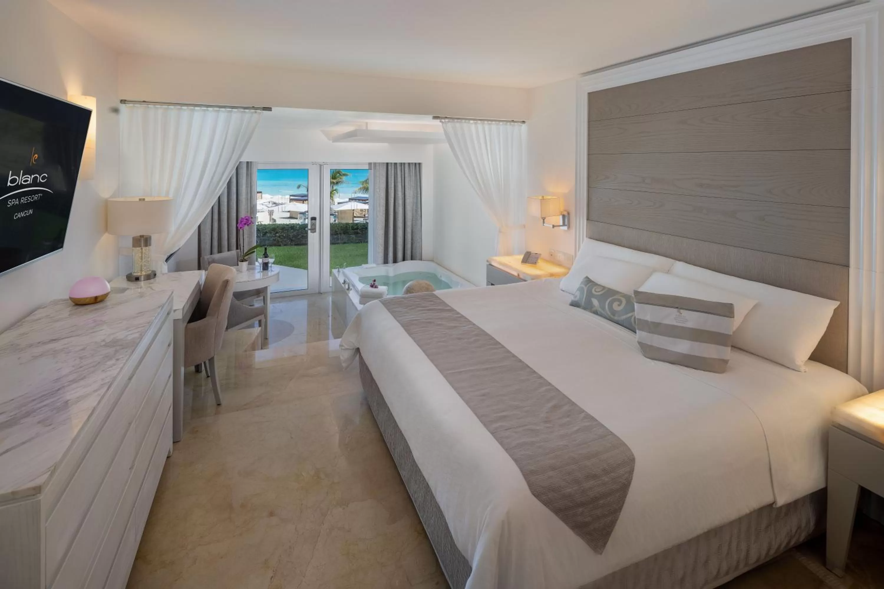 Royal Deluxe Walk Out Suite in Le Blanc Spa Resort Cancun - Adults Only - All-Inclusive