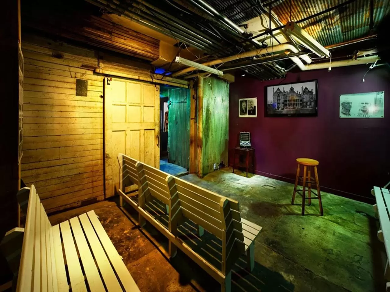 Entertainment in 1886 Crescent Hotel and Spa