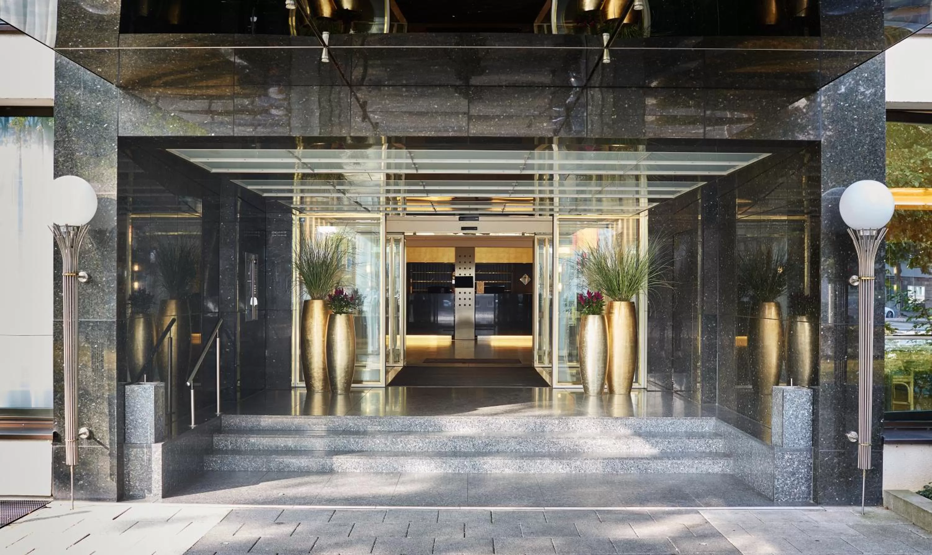 Facade/entrance in Living Hotel Kanzler