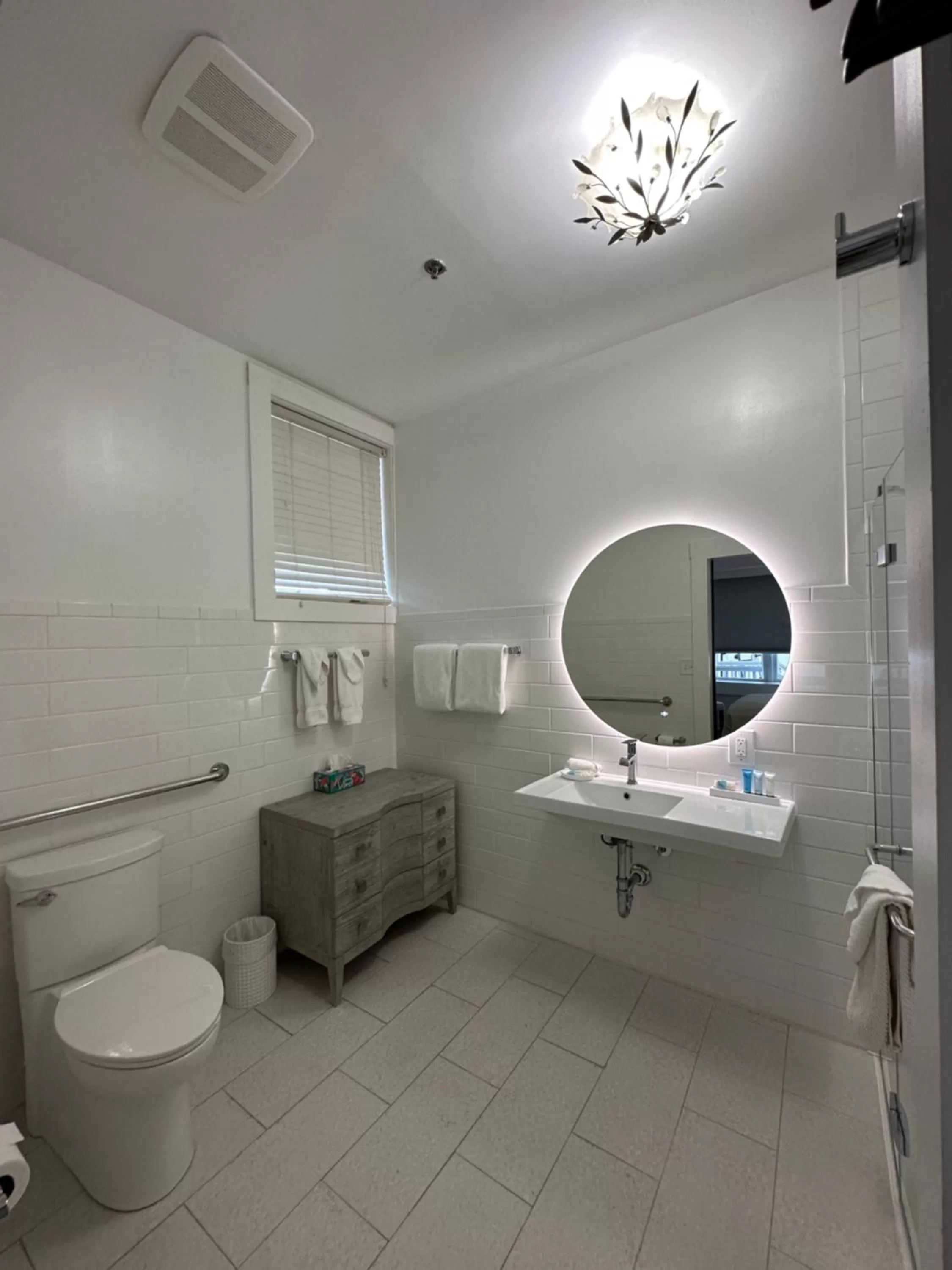 Shower, Bathroom in Elaine's Cape May Boutique Hotel