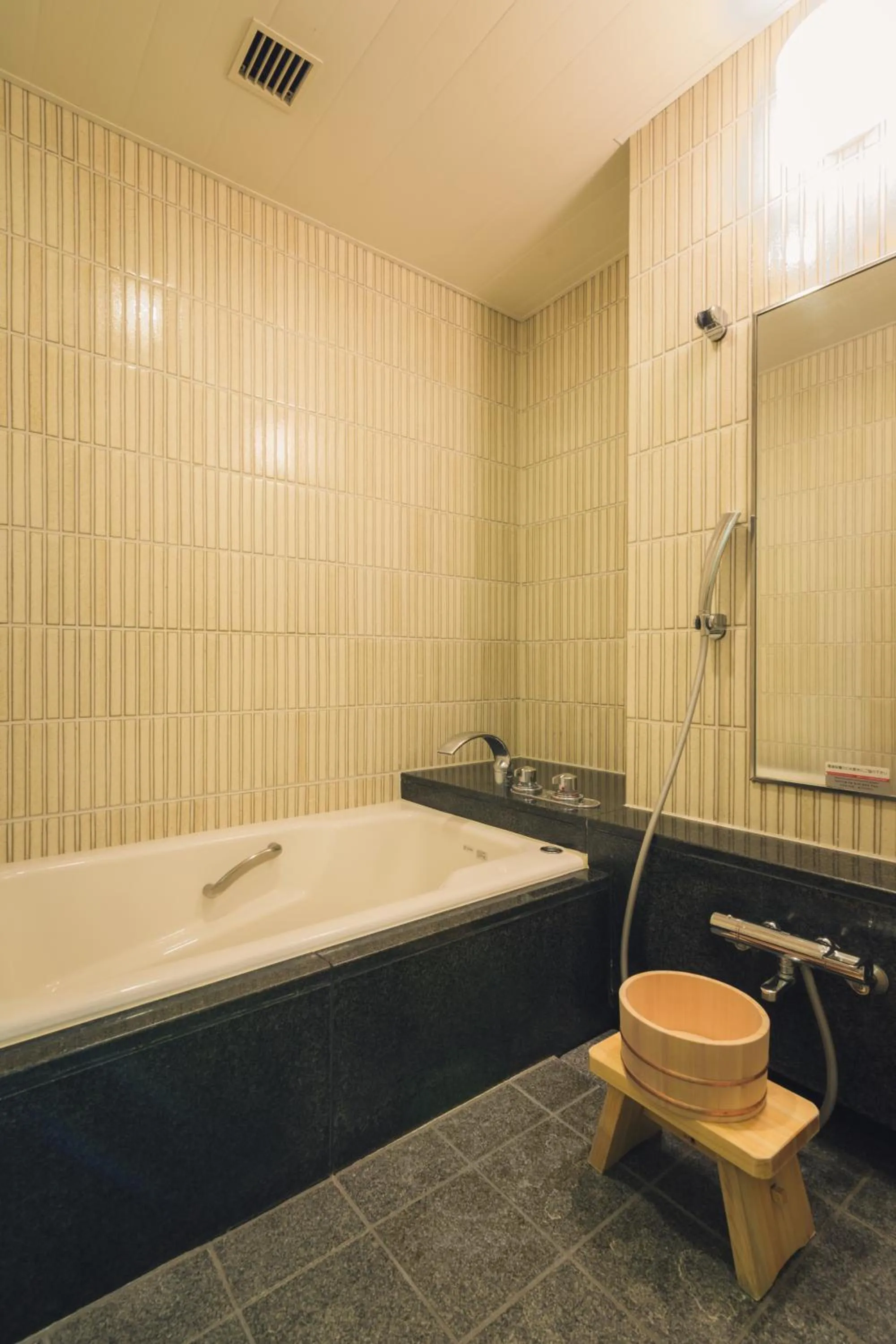 Bathroom in JR Hotel Clement Takamatsu