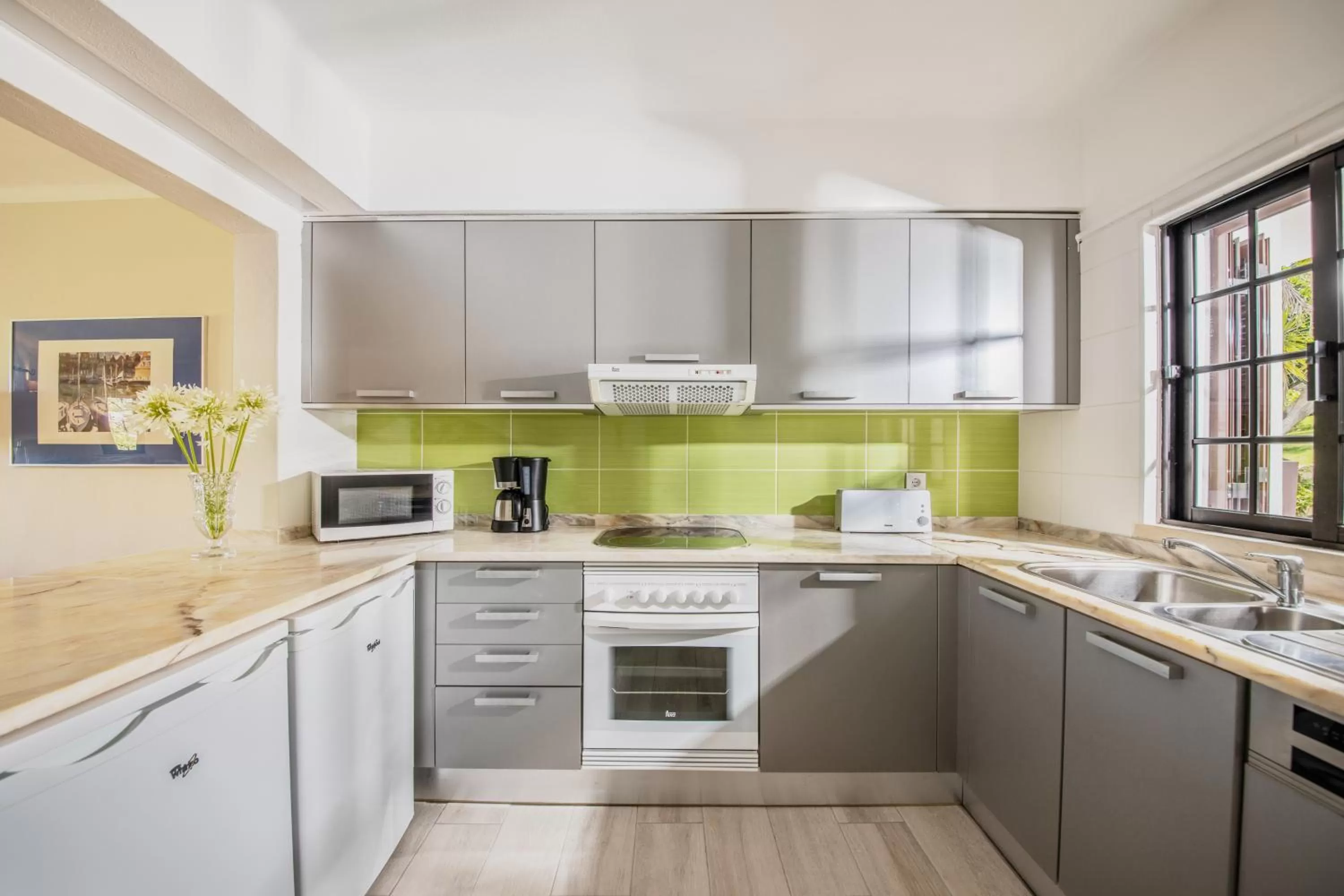Kitchen or kitchenette in Clube Albufeira Garden Village