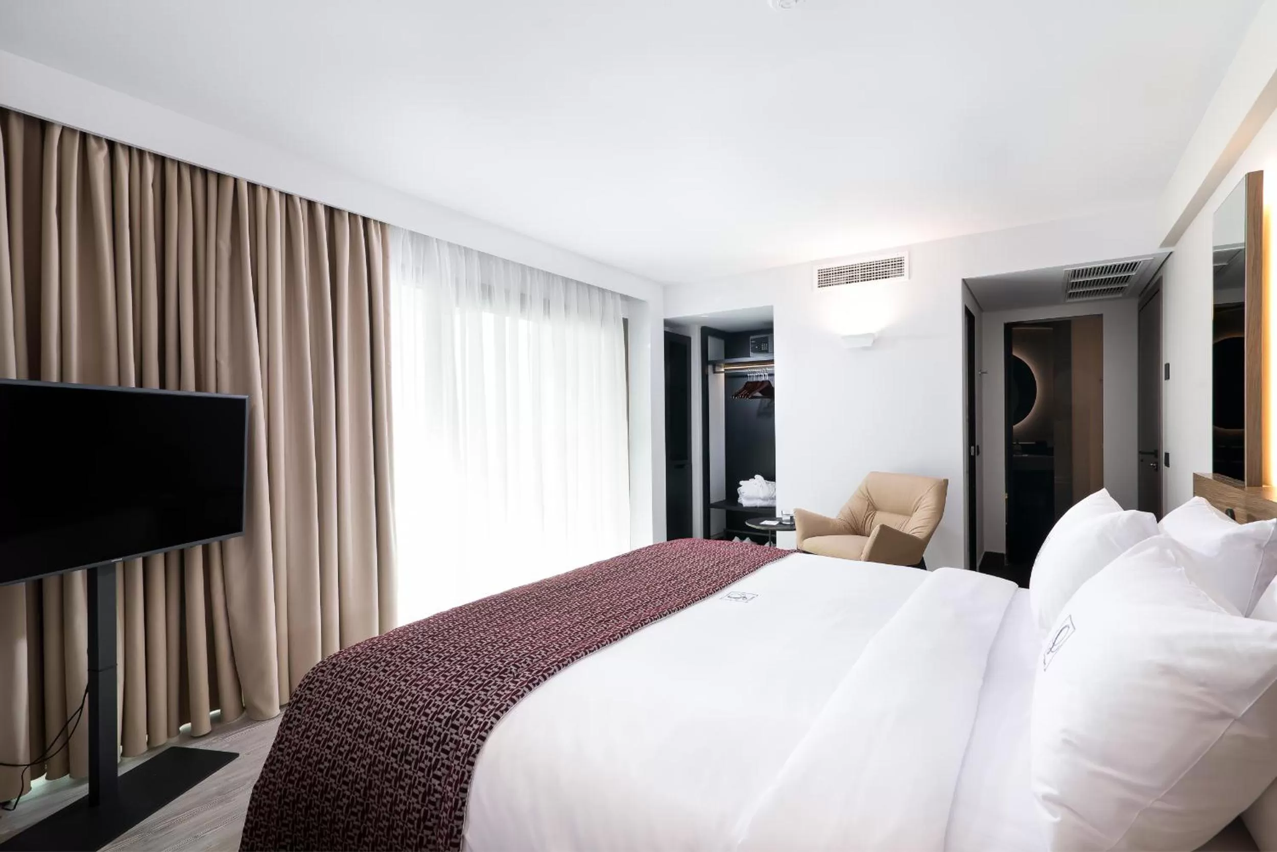 Bedroom, Bed in S Hotel Boutique Thessaloniki