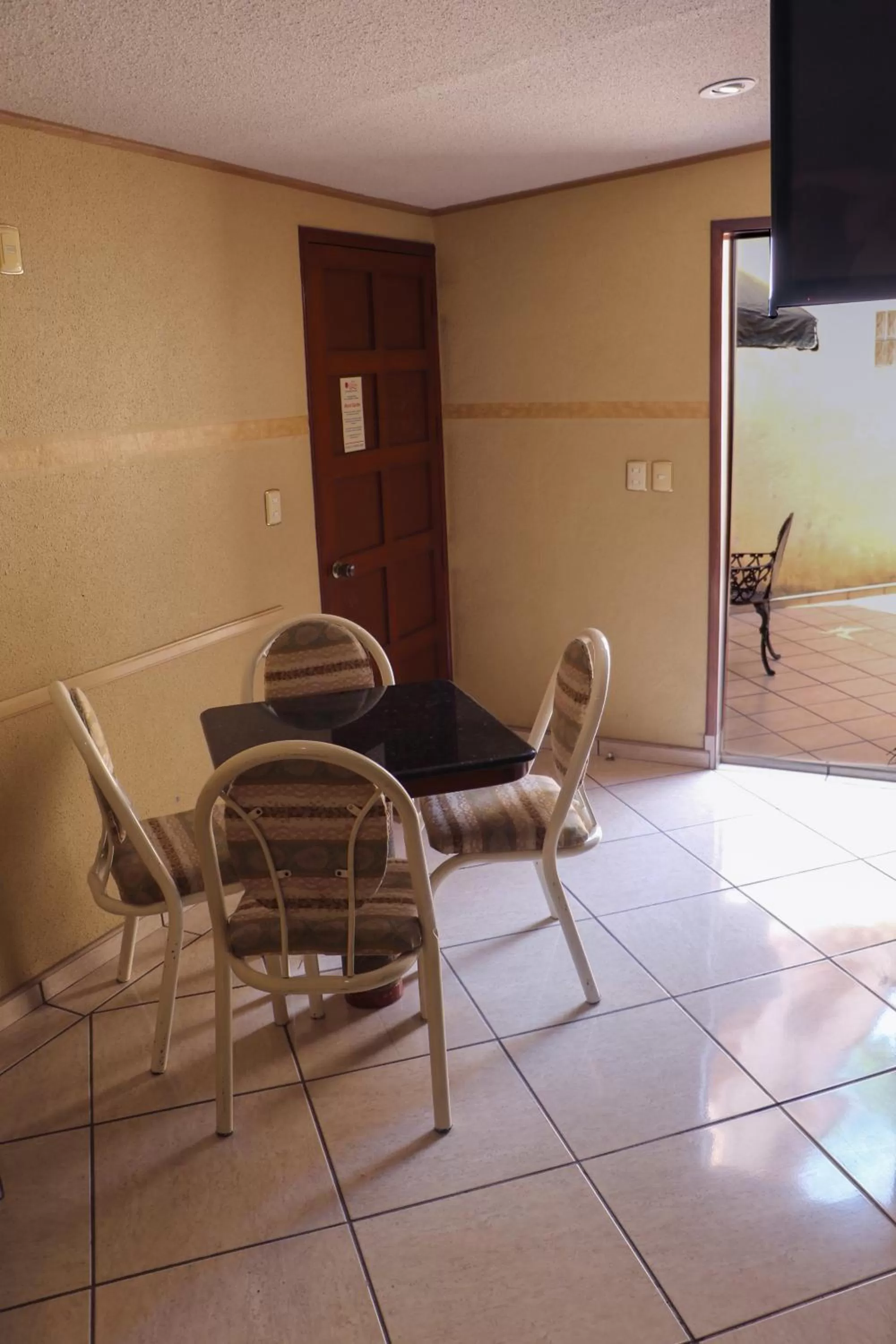 Dining area in Motel Caribe