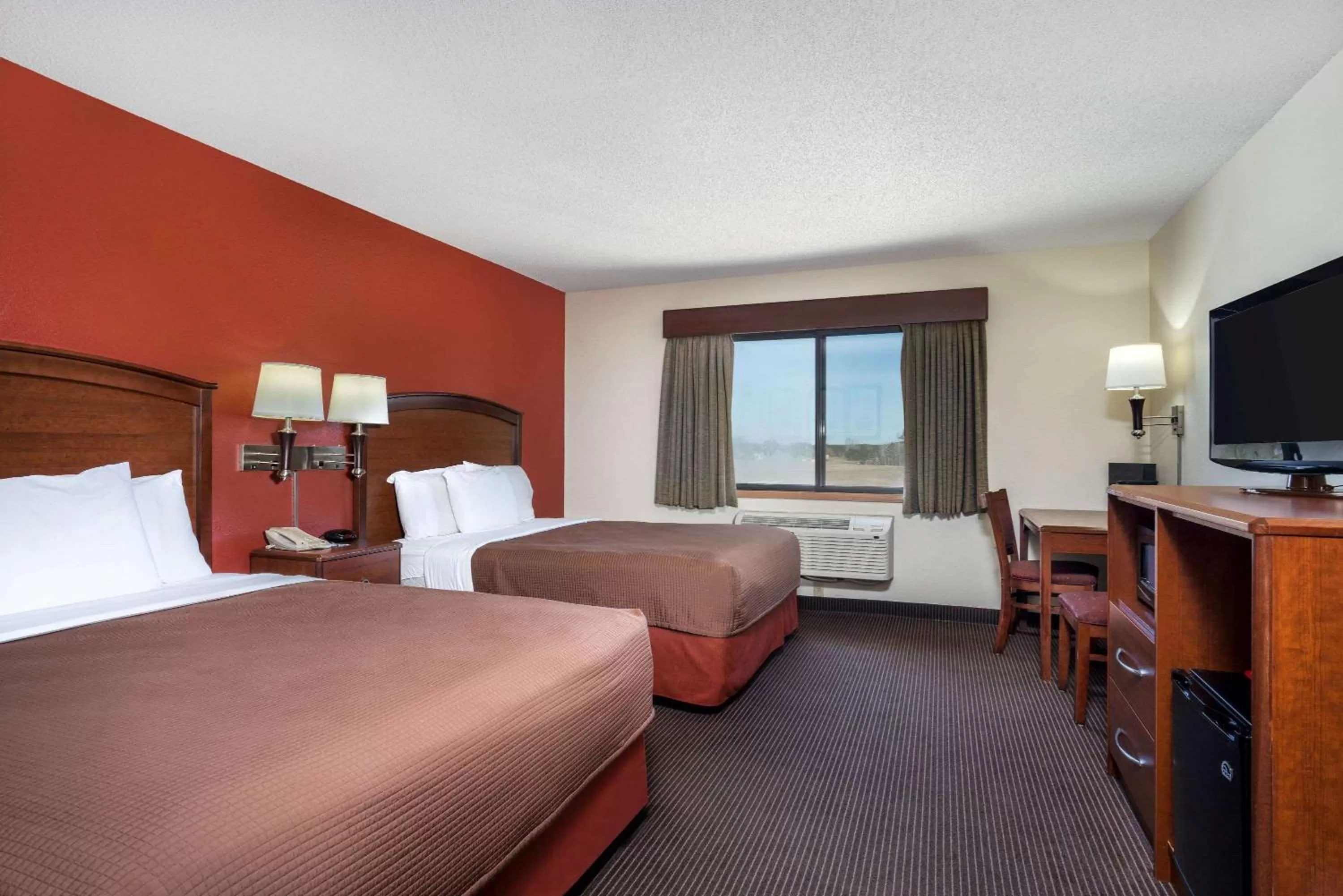 Photo of the whole room, Bed in AmericInn by Wyndham Park Rapids