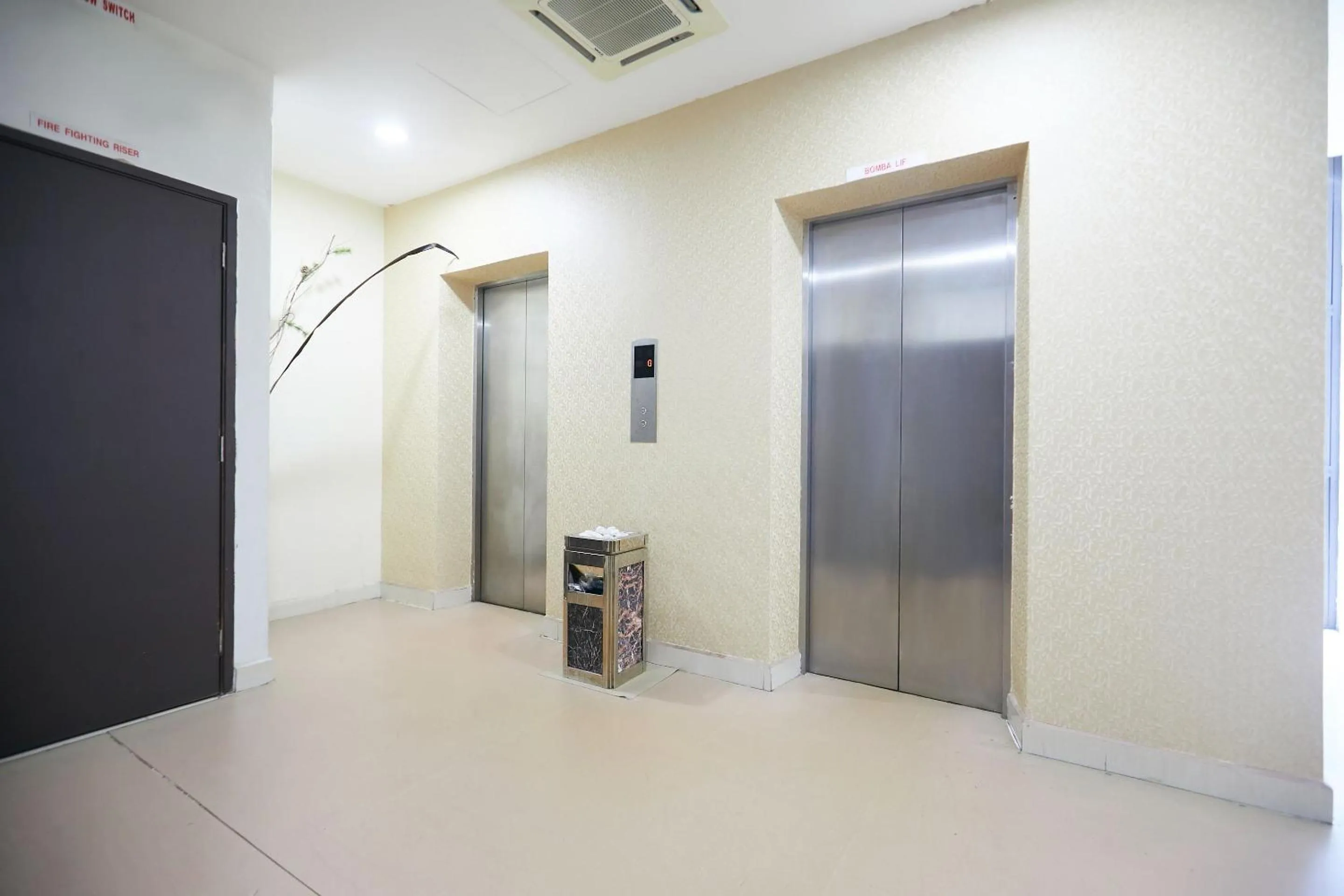 elevator in Dolphin Hotel, Chow Kit Kuala Lumpur