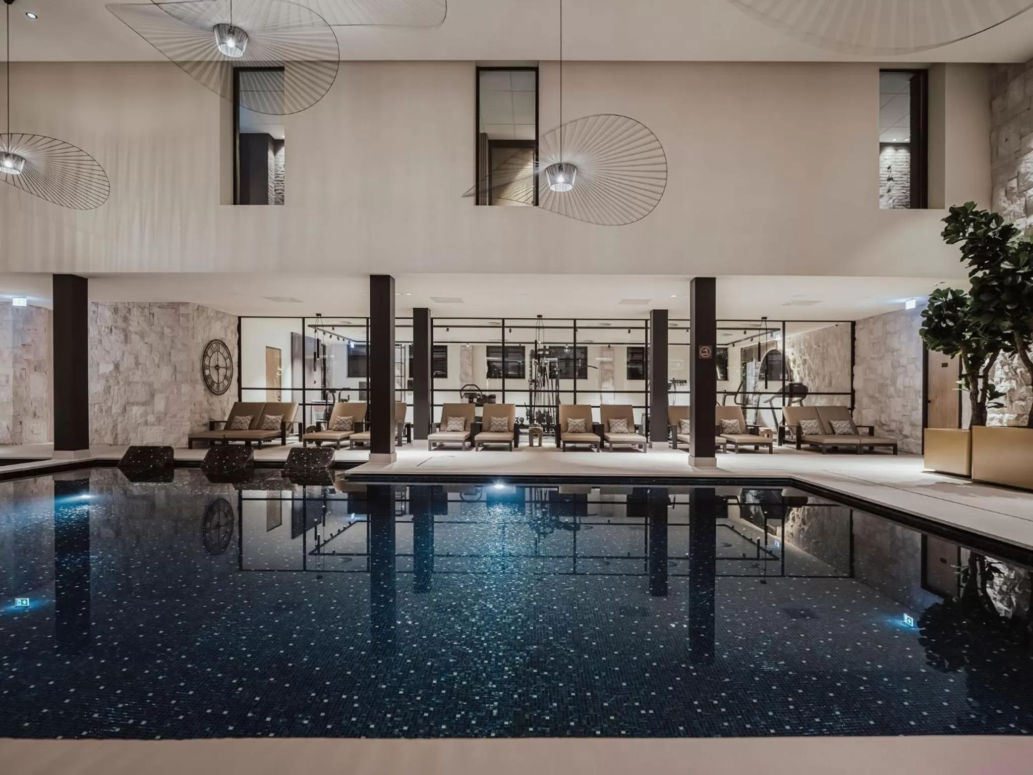 Swimming pool in Van der Valk Hotel Middelburg