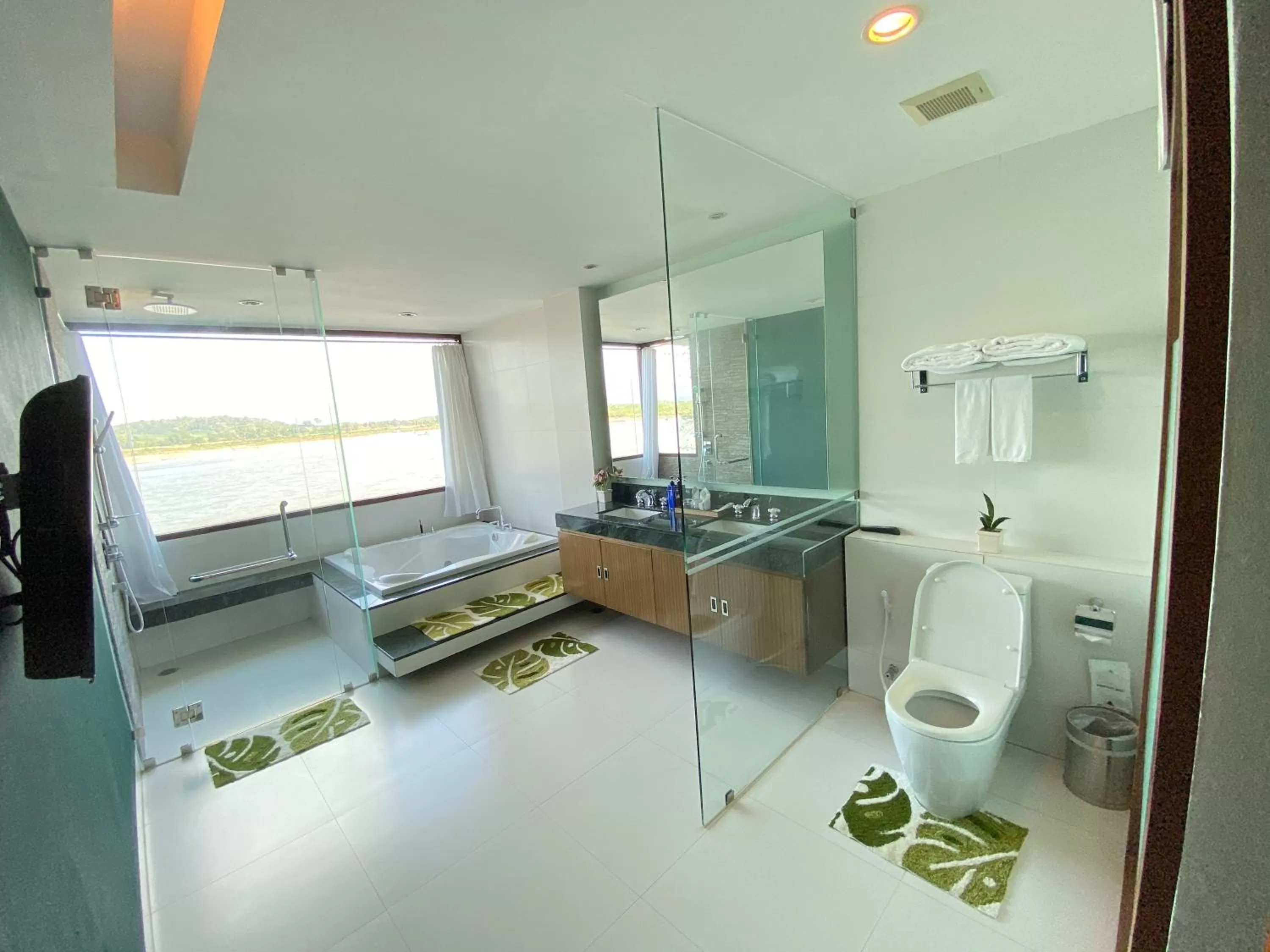 Bathroom in Siam Triangle Hotel Chiang Sean