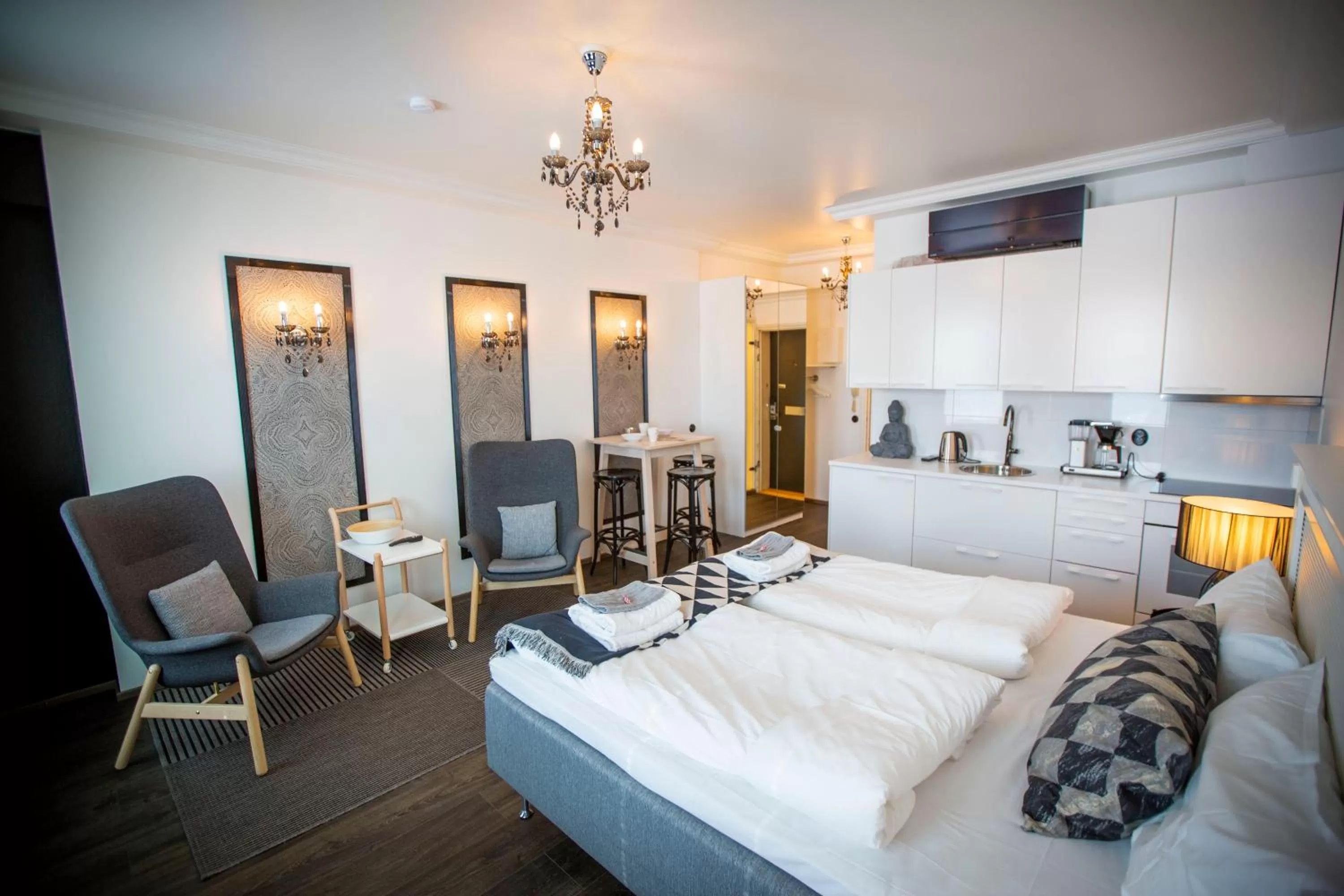 Photo of the whole room, Bed in Hotelli Olof