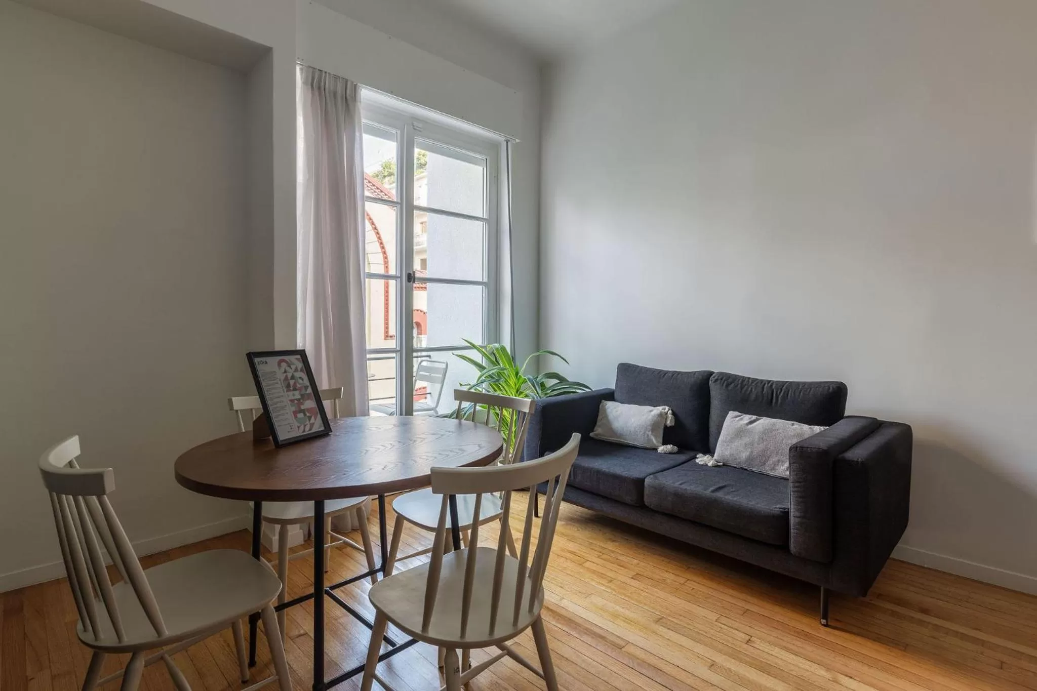 Seating Area in ZOIA The Met by UPSTREET