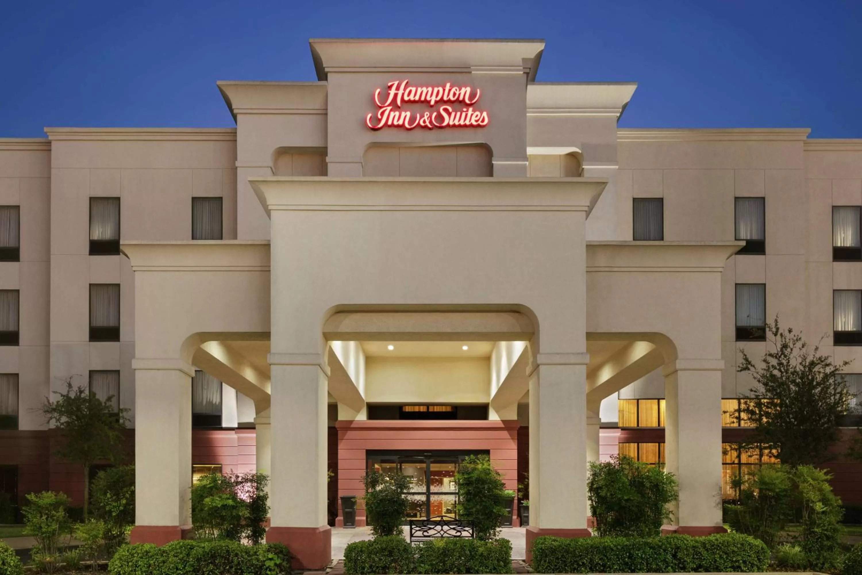 Property building in Hampton Inn & Suites Lawton