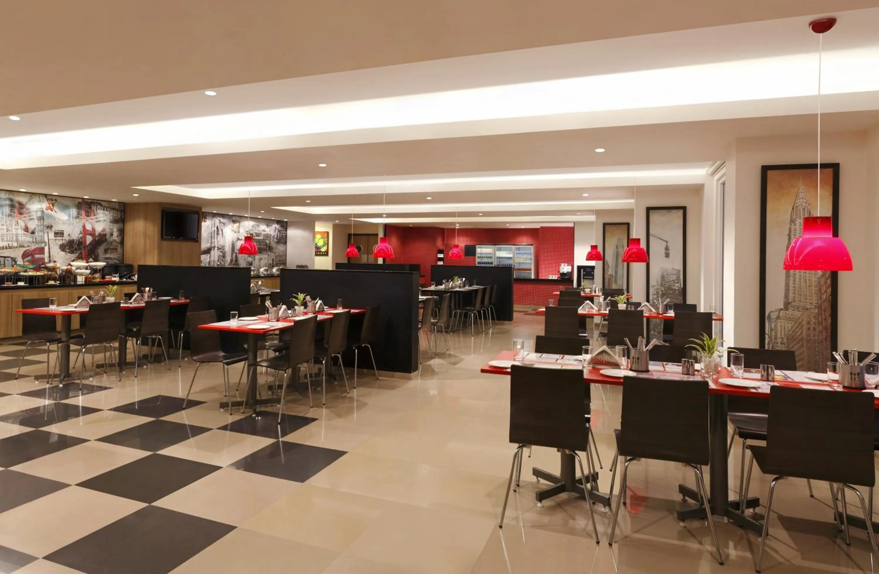 Restaurant/places to eat in Red Fox by Lemon Tree Hotels, Jaipur