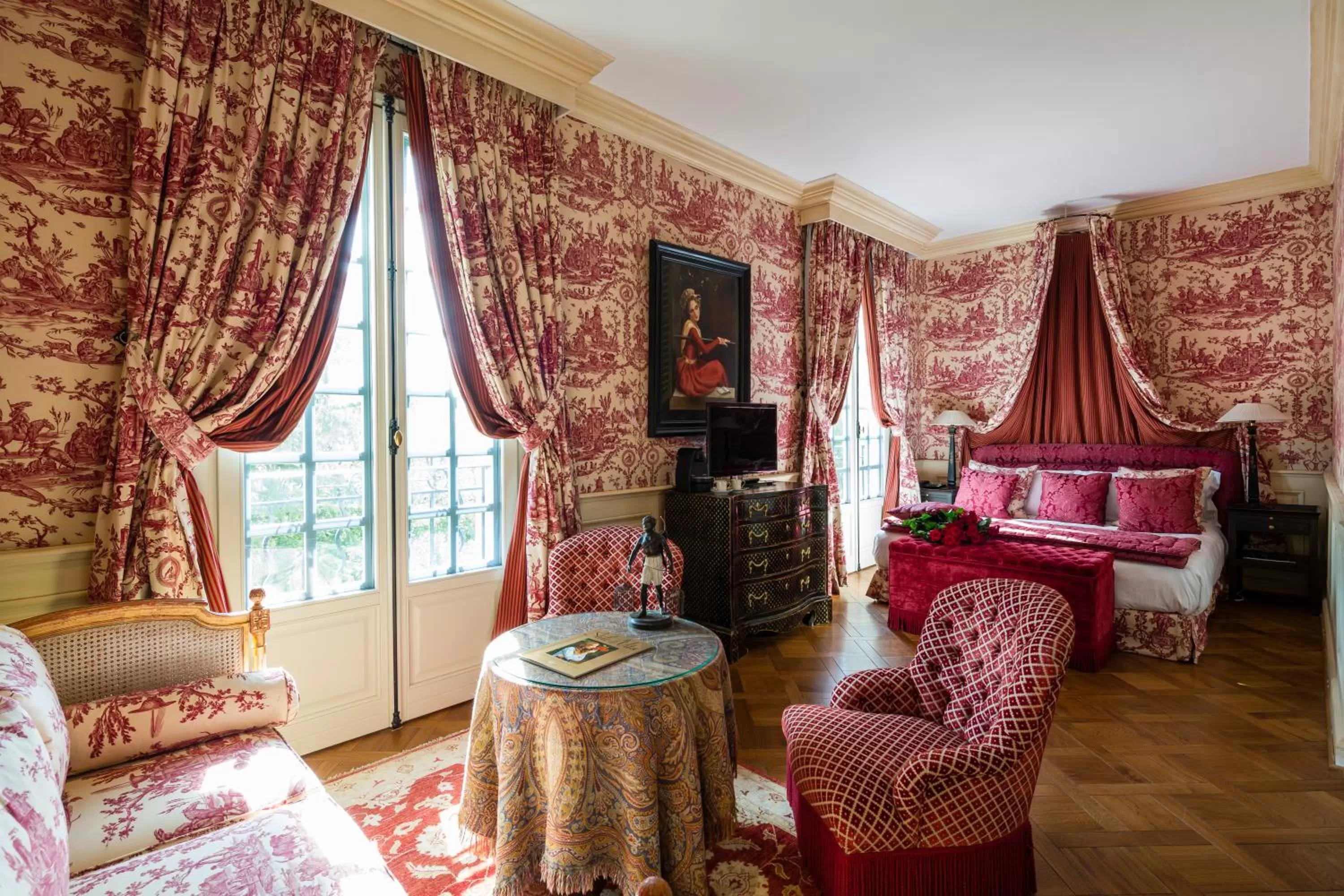 Photo of the whole room, Bed in Villa Gallici Hôtel & Spa