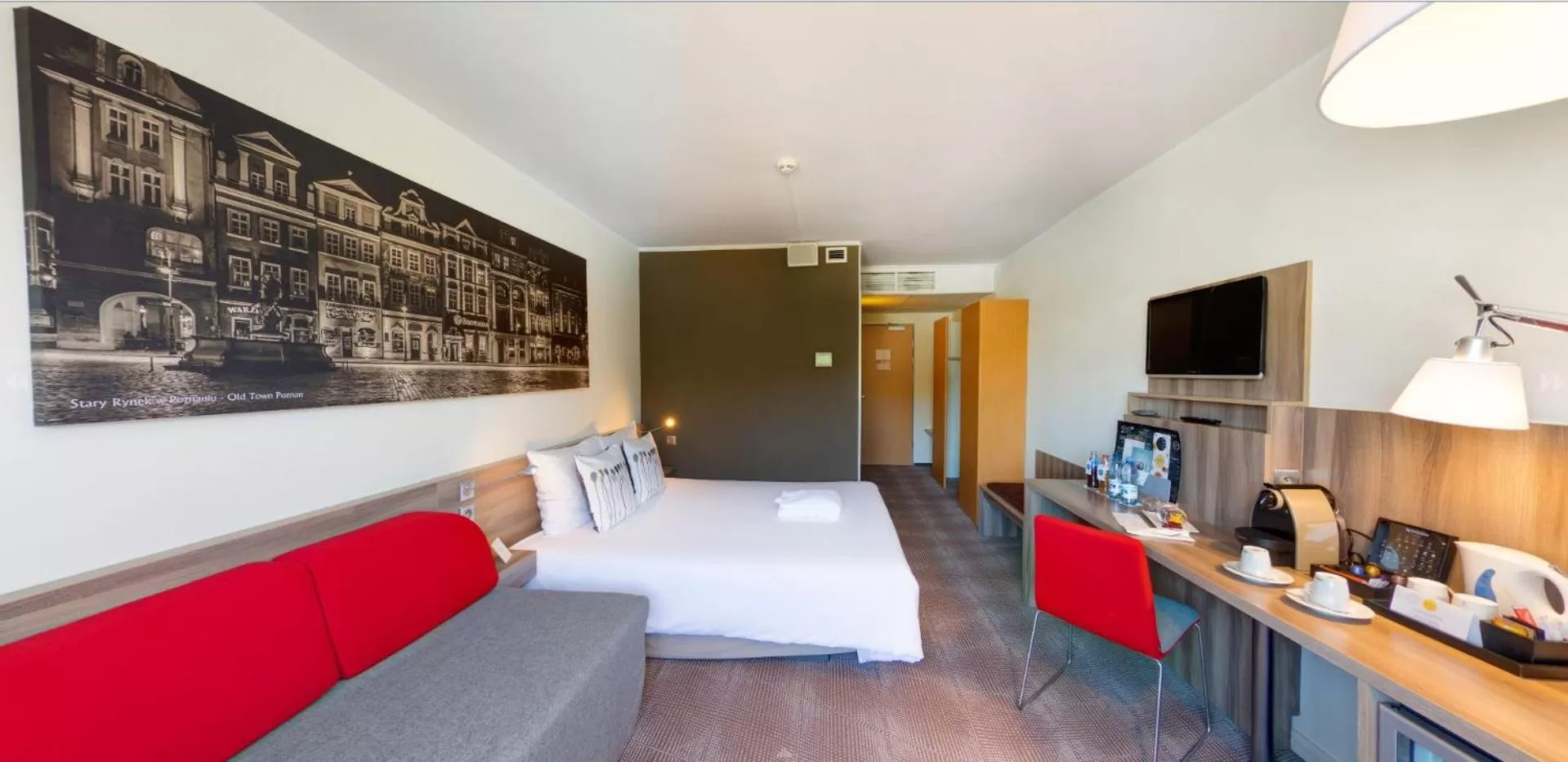 Photo of the whole room in Novotel Poznań Malta