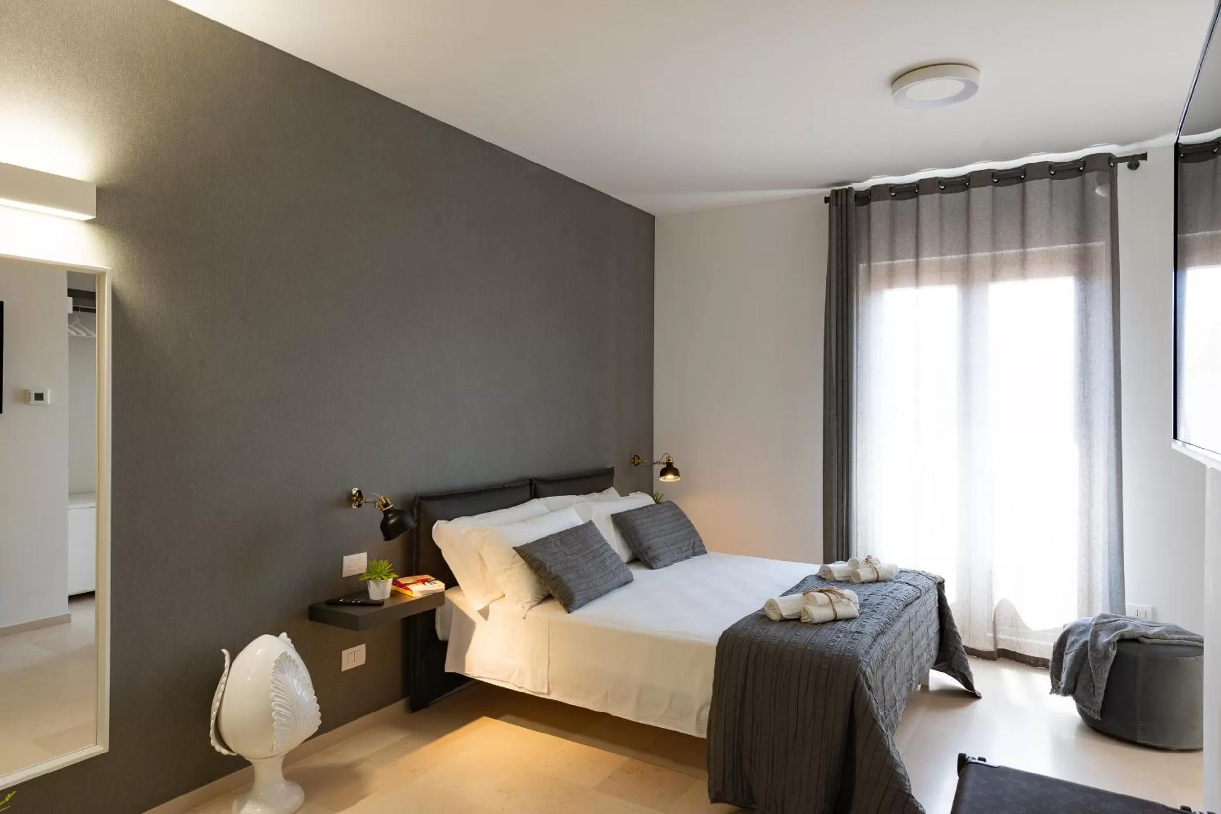 Bed in Suite1212 - Rattazzi