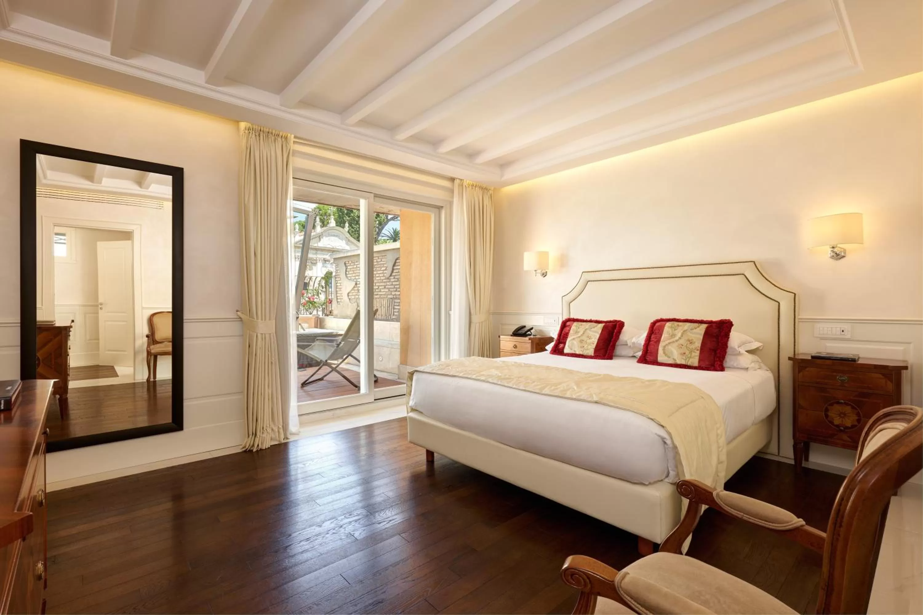 Bed in Hotel Degli Artisti