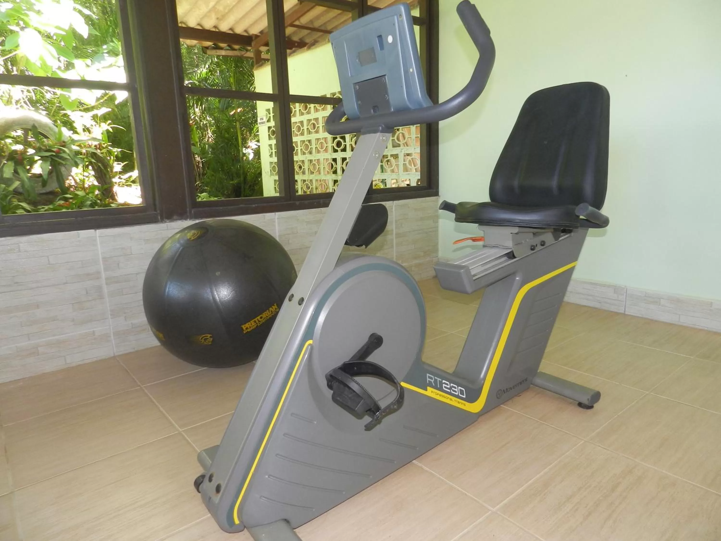 Fitness centre/facilities in Hotel Bosques do Massaguaçu