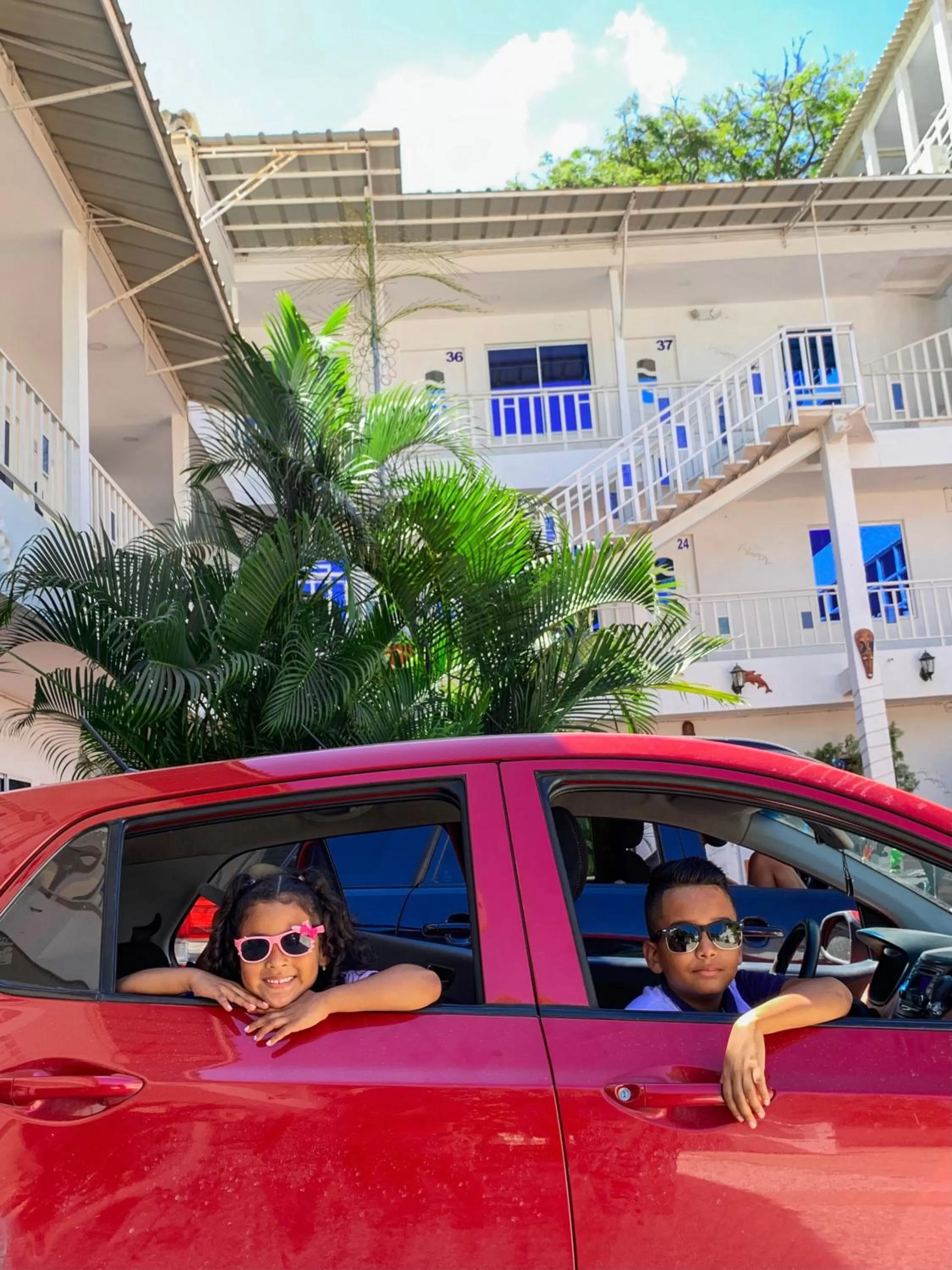 People in Hotel Bello Caribe