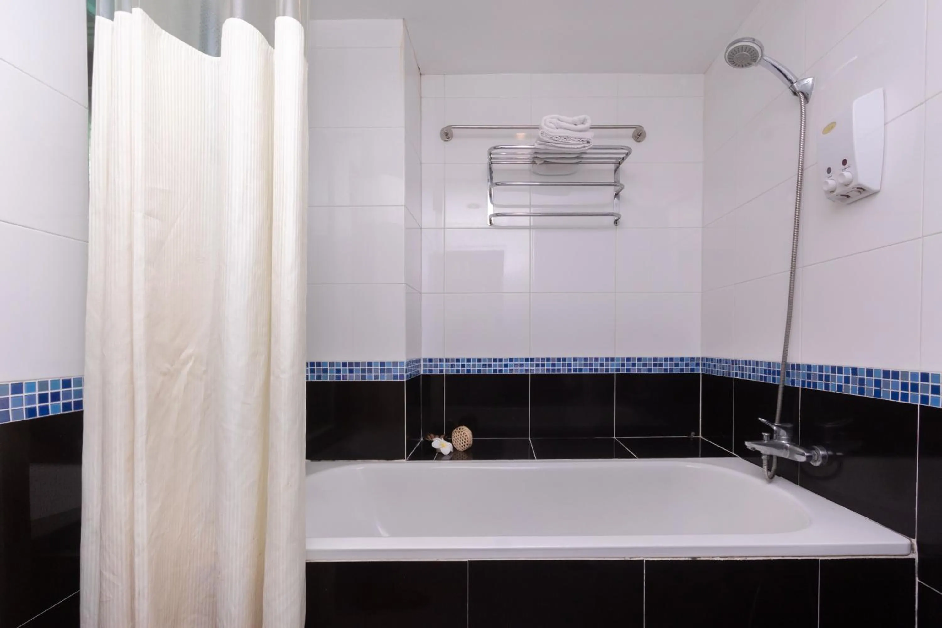 Gusto Pratunam Hotel