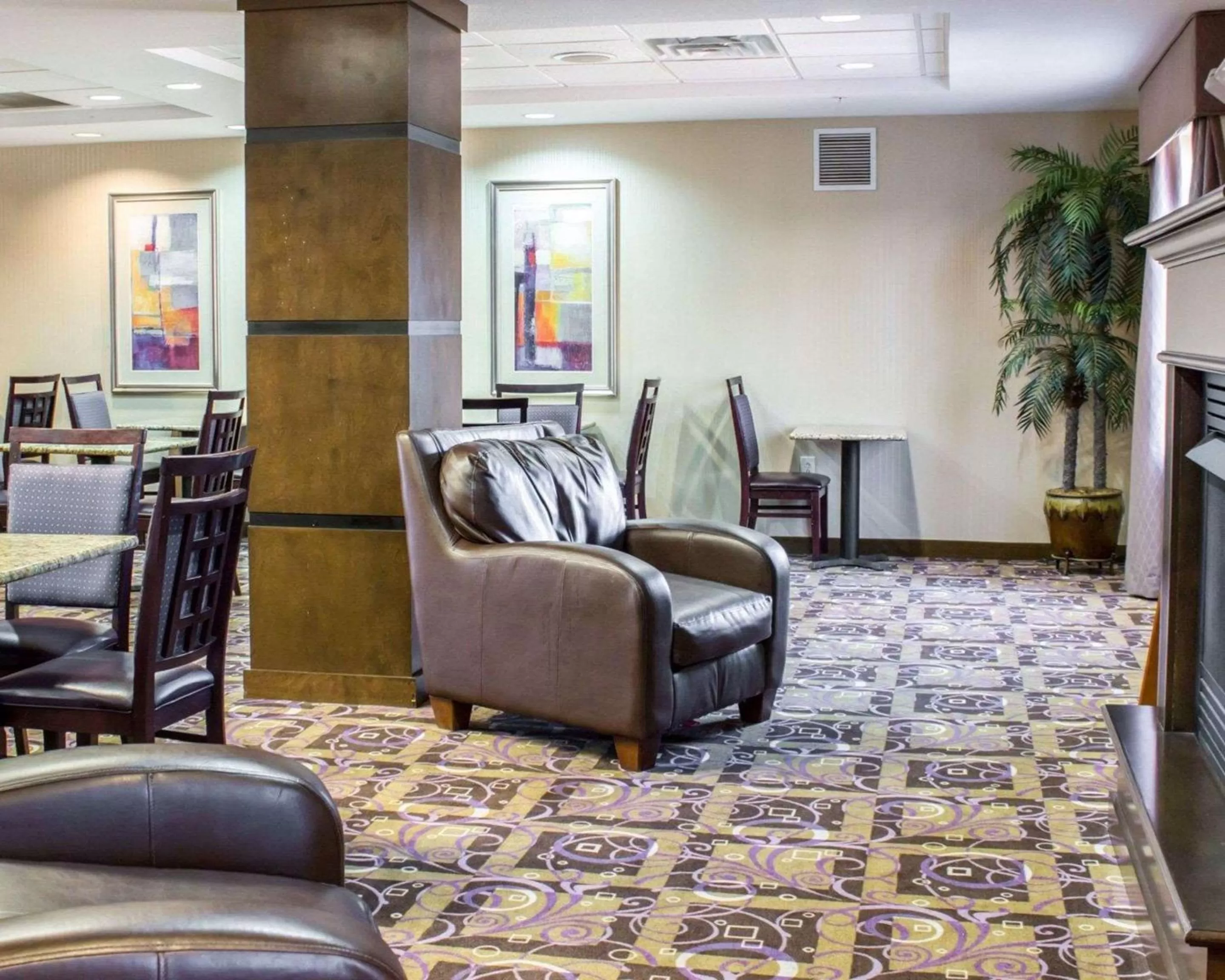 Restaurant/places to eat in Comfort Suites Sanford