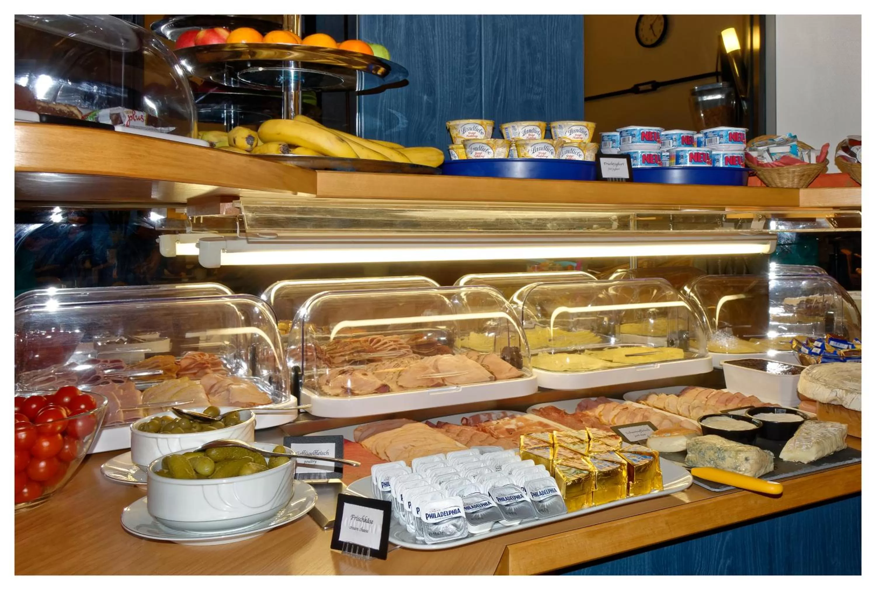 Buffet breakfast in Opera Hotel Köln