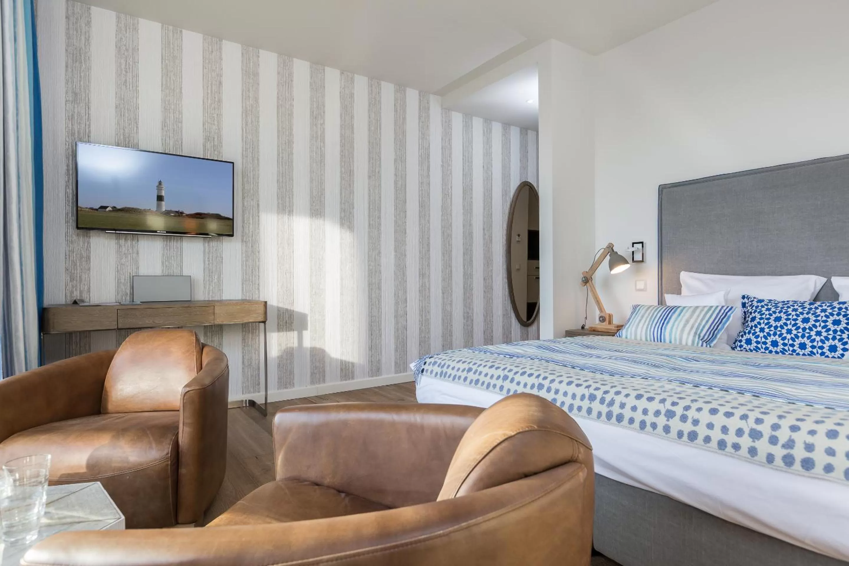 TV and multimedia in Easy Living