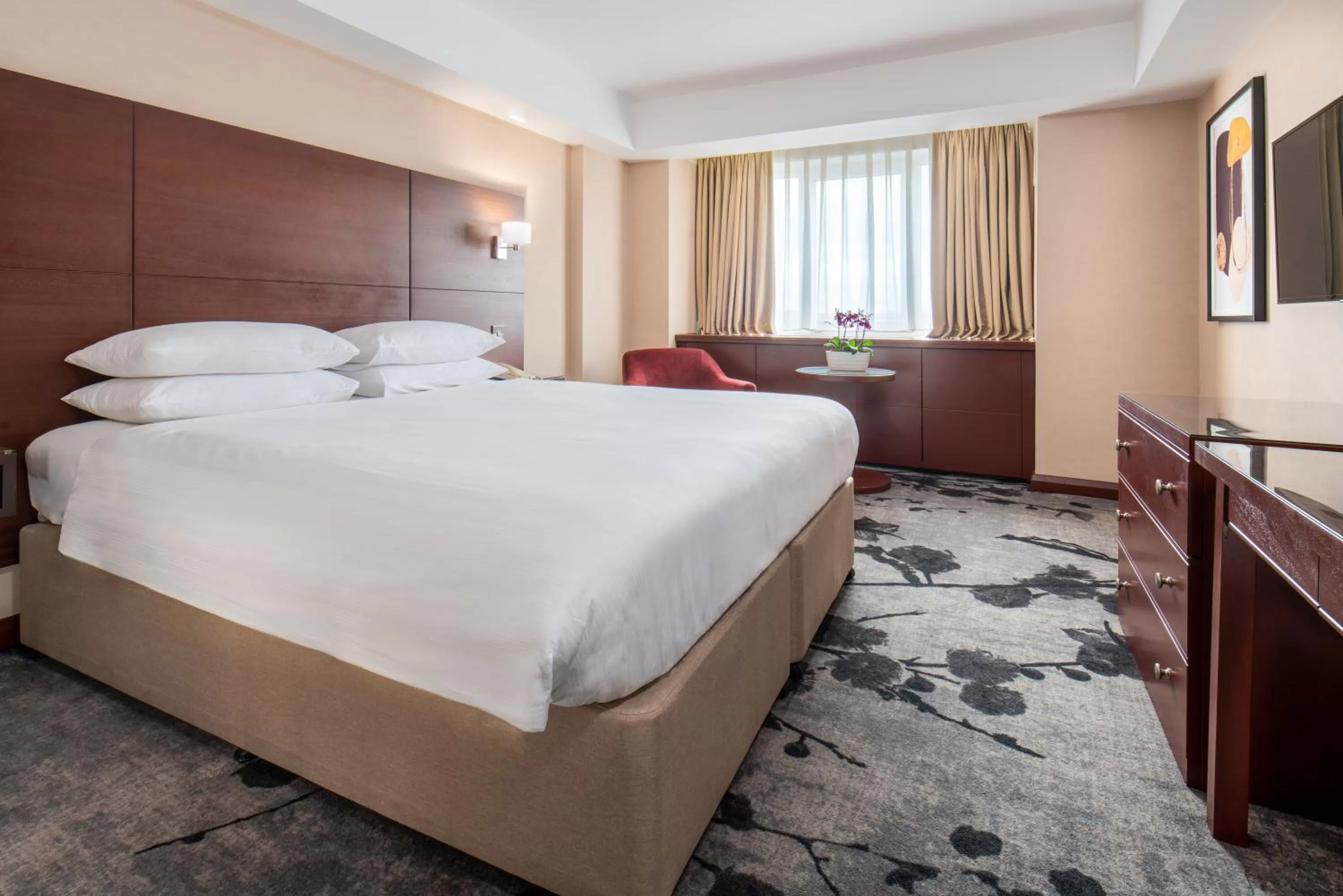 Standard King Room in Danubius Hotel Regents Park