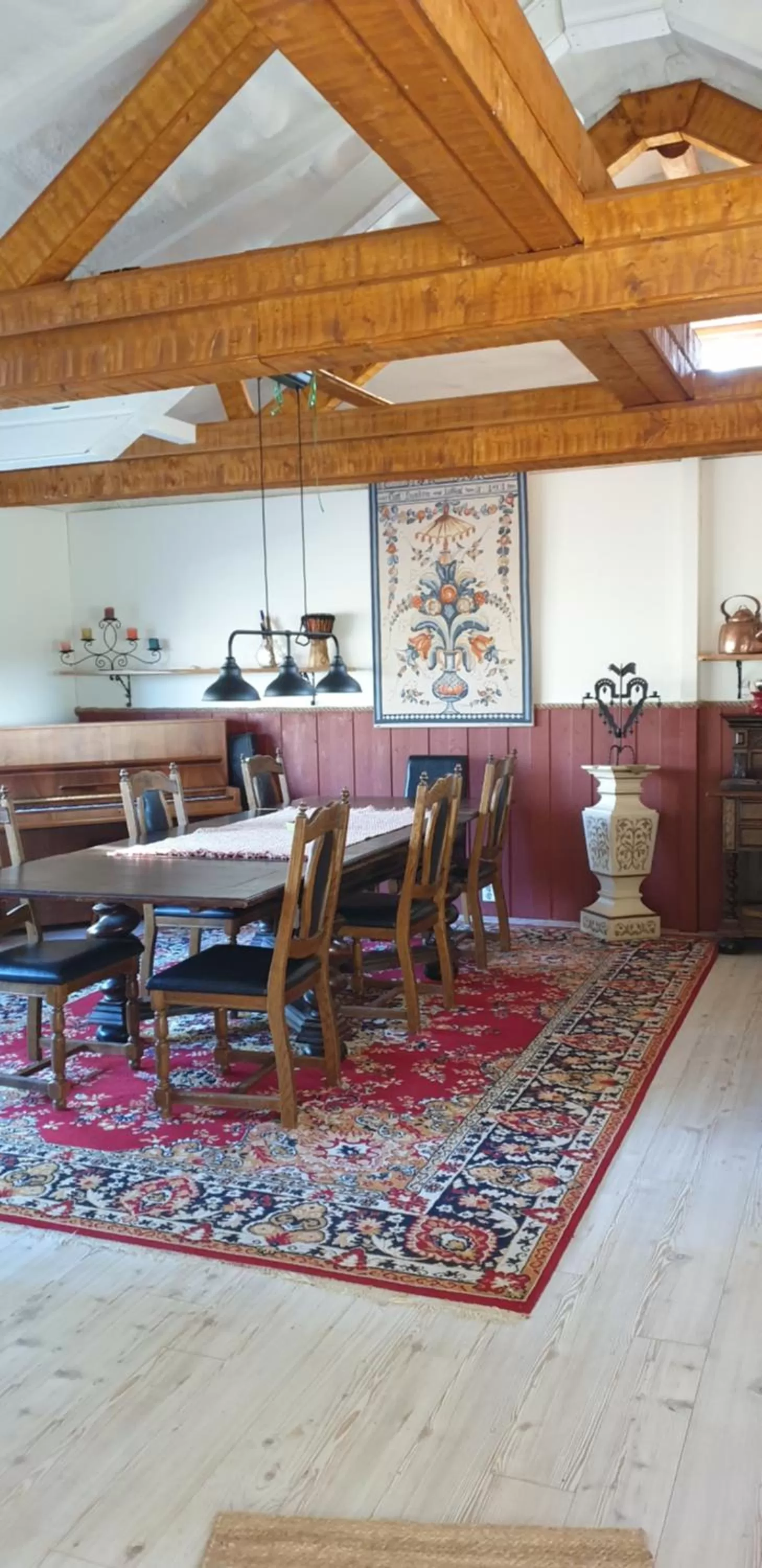 Meeting/conference room, Restaurant/Places to Eat in Woodstock B & B Studios