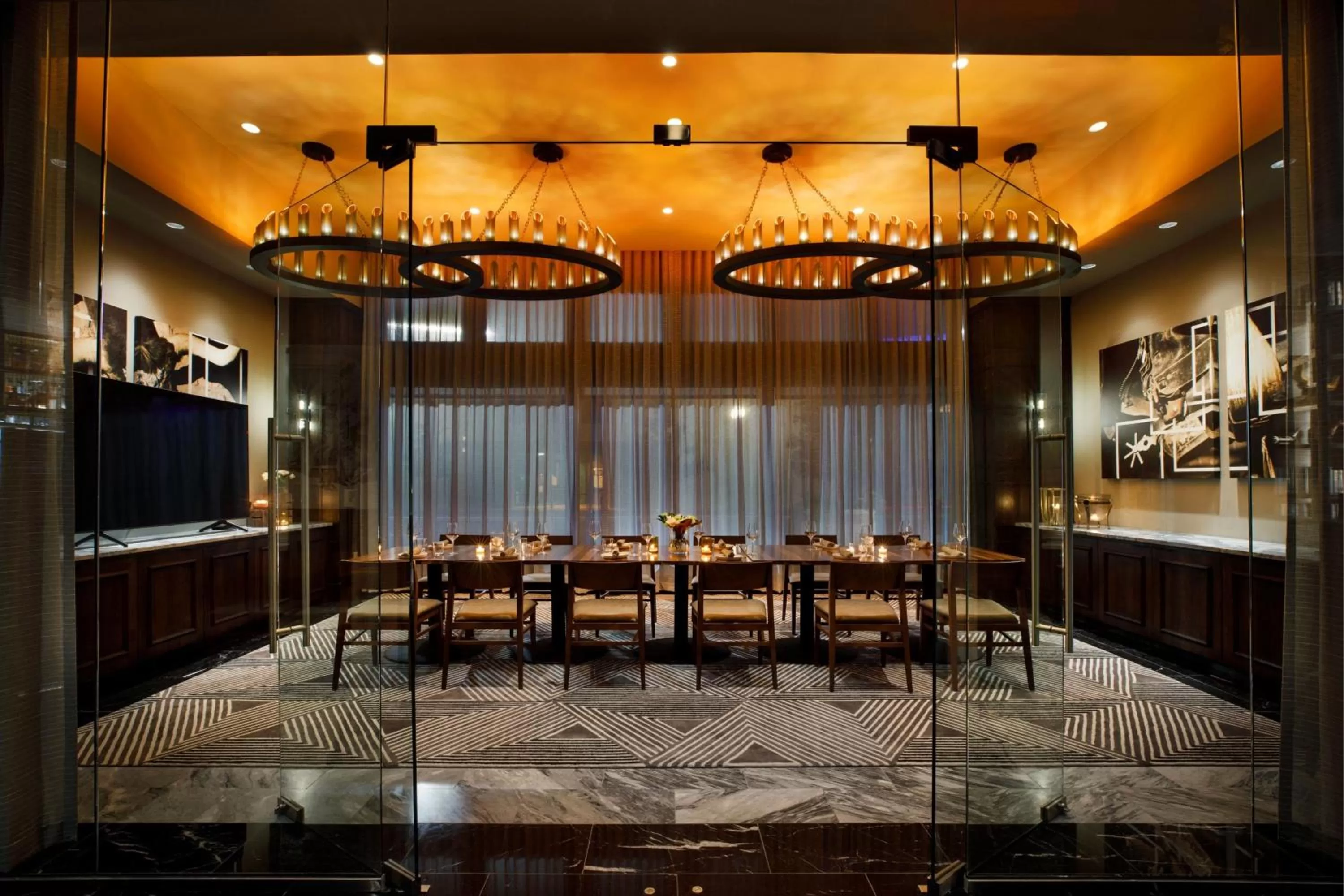 Restaurant/places to eat in The Barfield, Autograph Collection