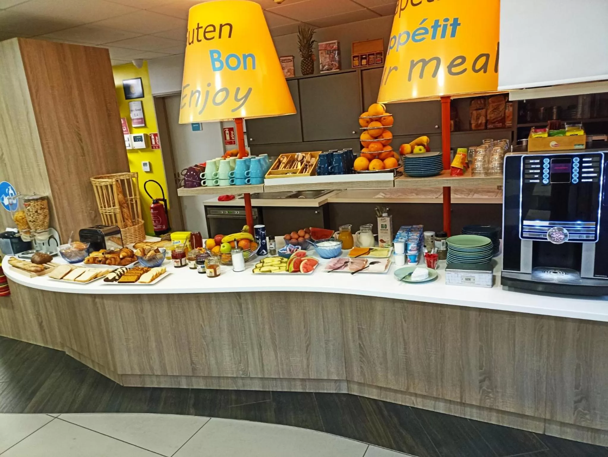 Breakfast in First Inn Hotel Paris Sud Les Ulis