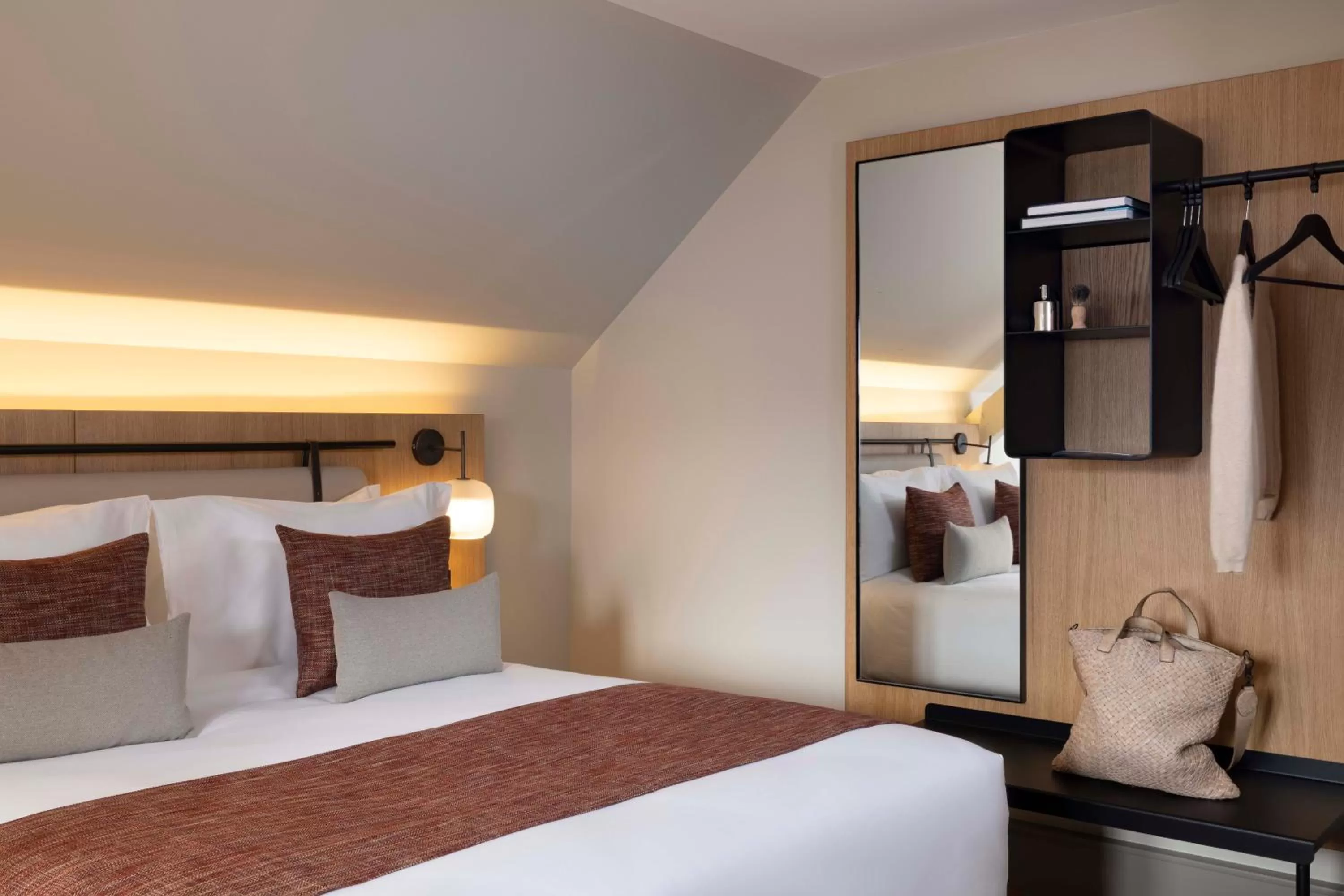 Bed in Hotel La Diligence