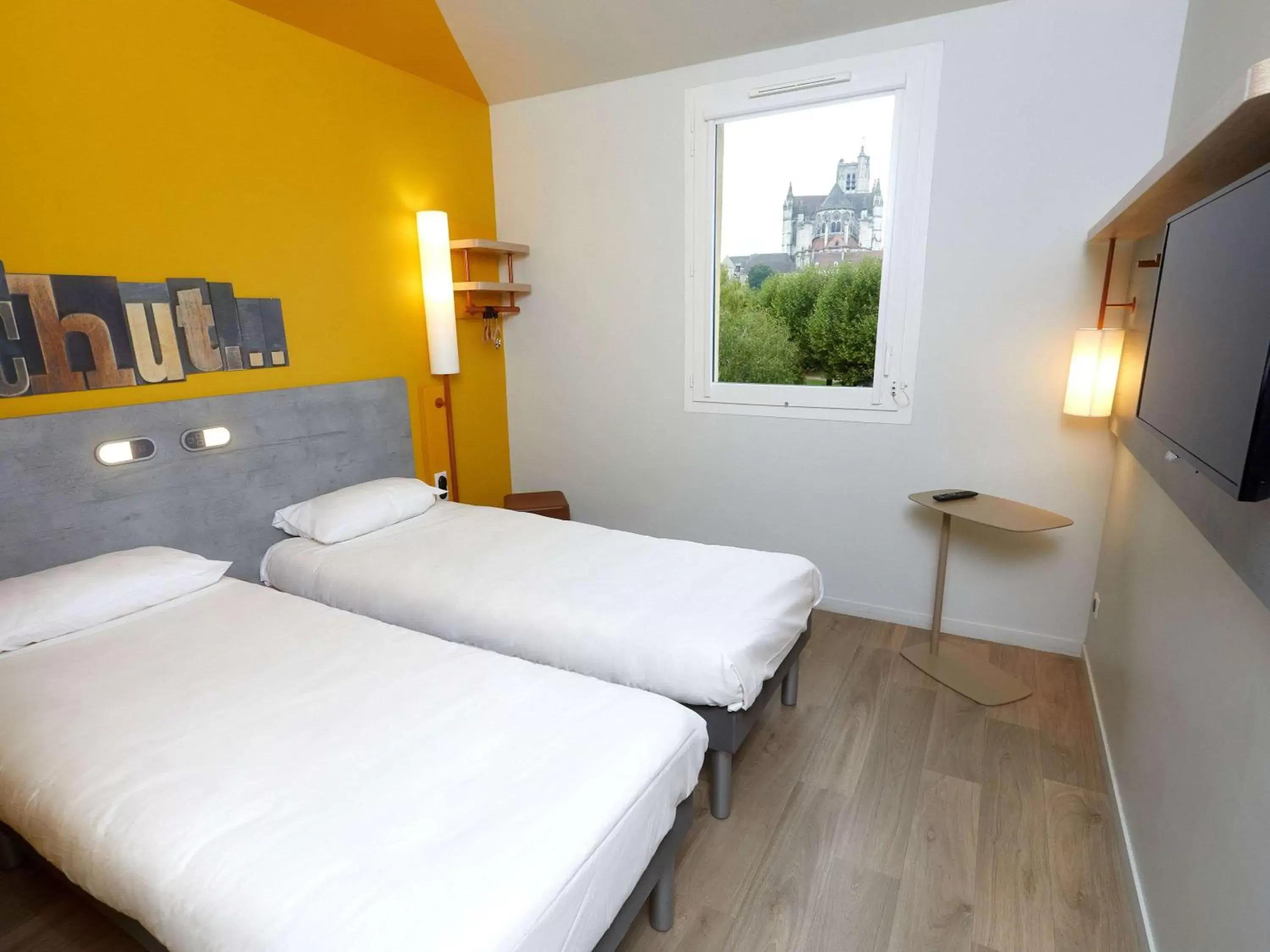 Twin Room in ibis budget Auxerre Centre Twin Room in ibis budget Auxerre Centre