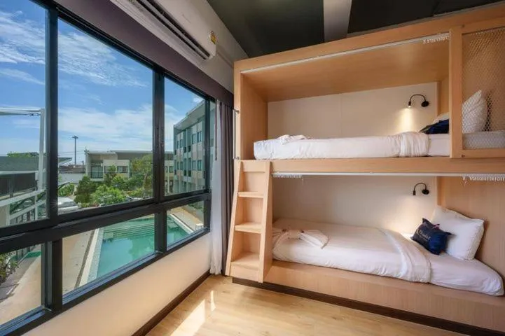 Bed in Phuket Airport Place